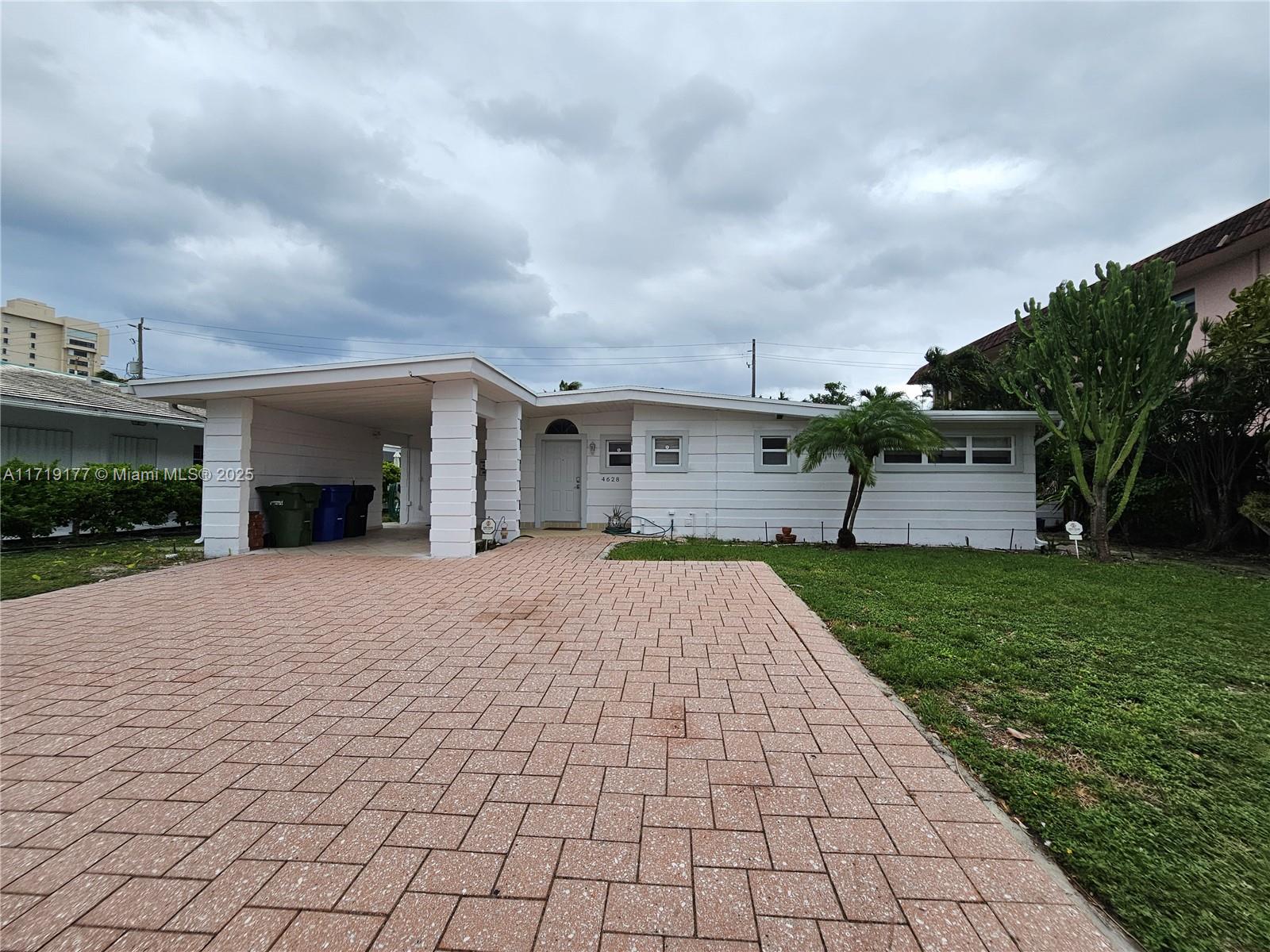 4628 Bougainvilla Dr, Lauderdale By The Sea, Florida image 1