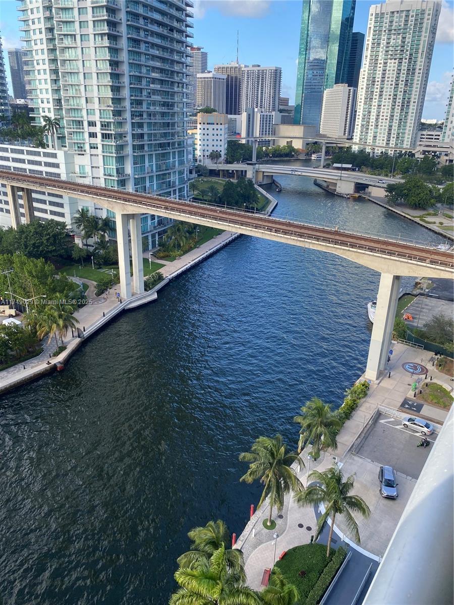 690 SW 1st Ct #1515, Miami FL 33130