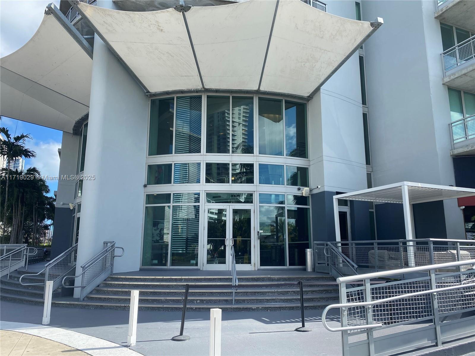 690 SW 1st Ct #1515, Miami FL 33130