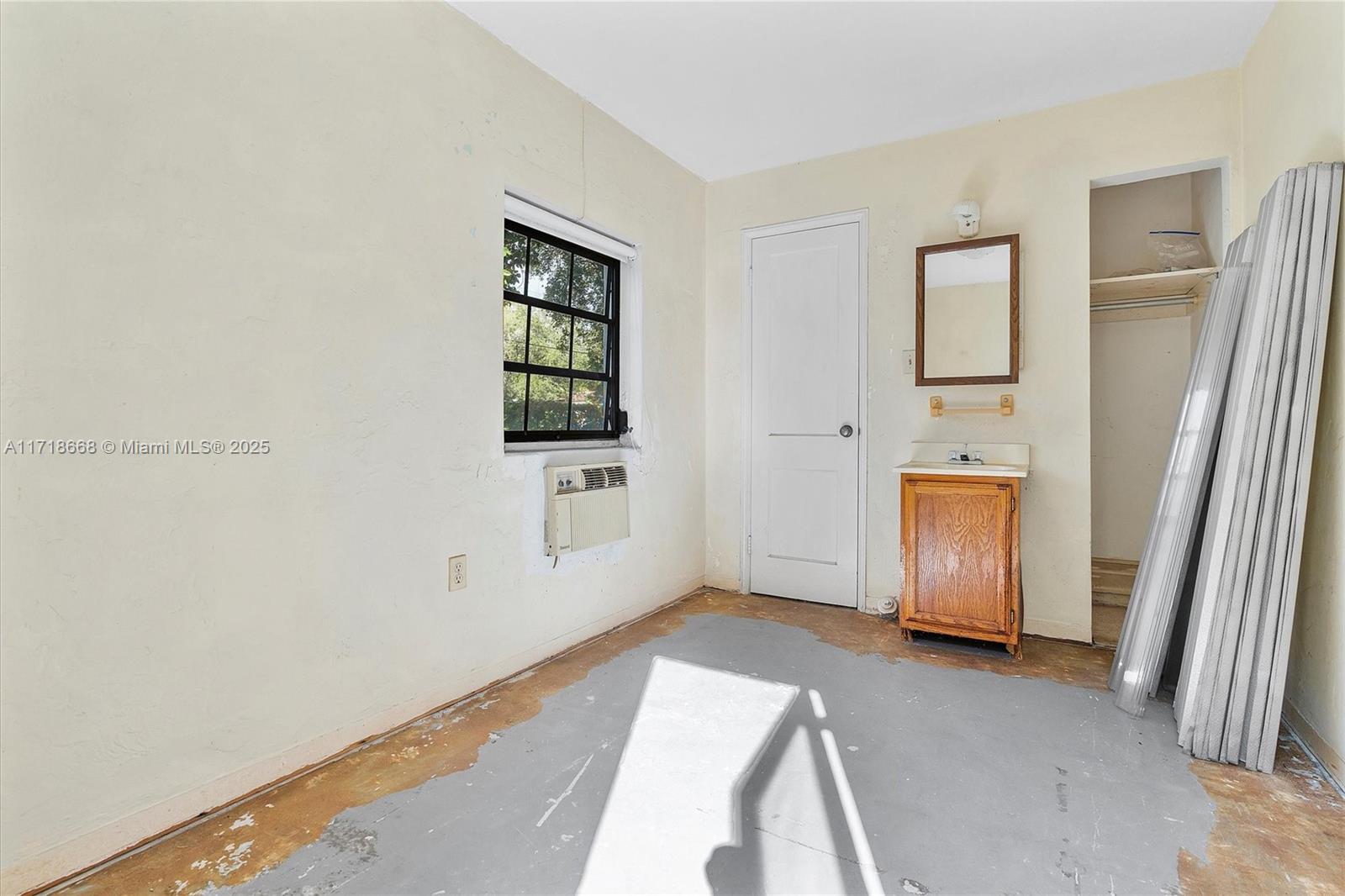 Listing Photo 44