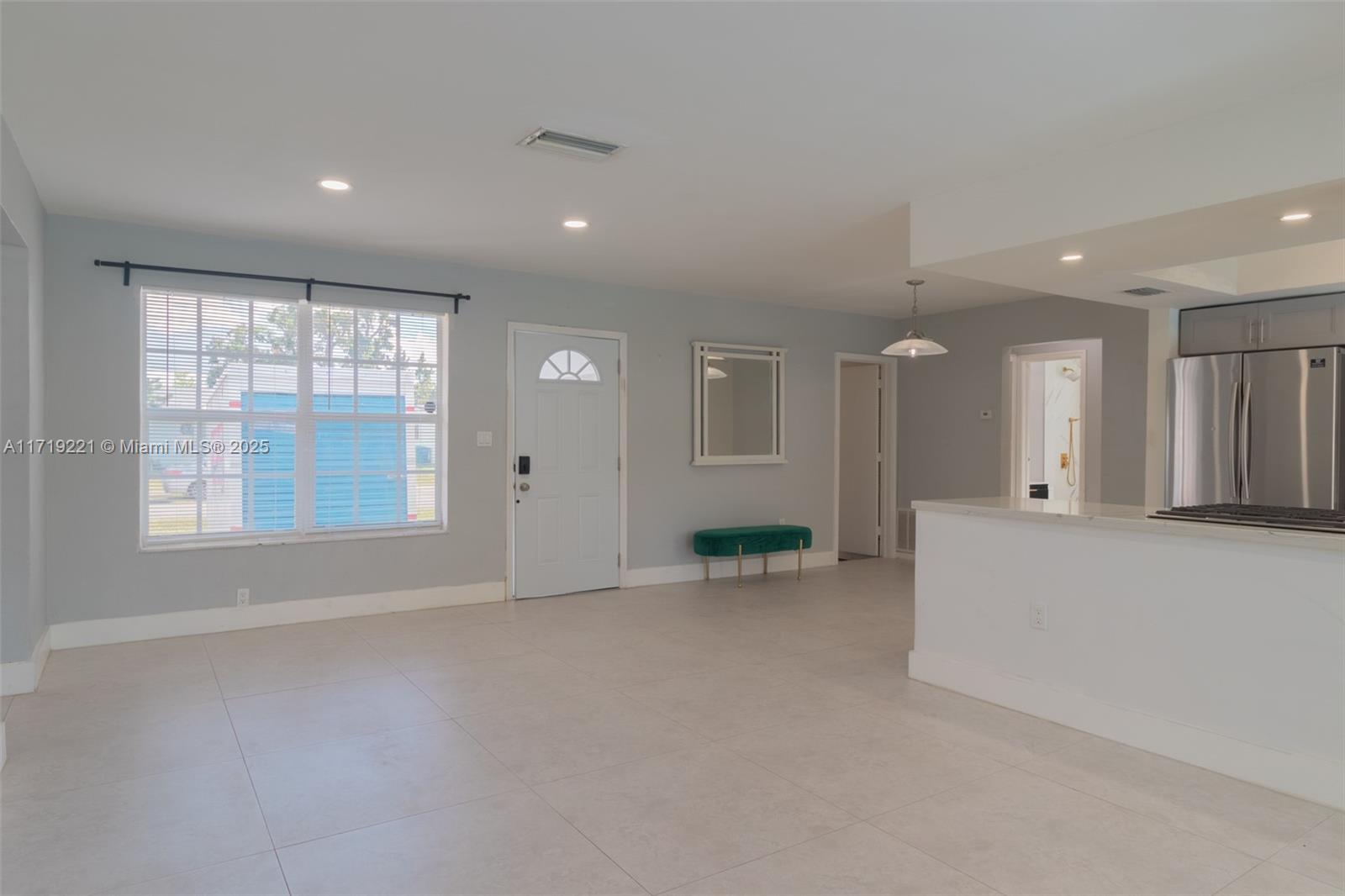 8531 NW 25th St, Sunrise, Florida image 8