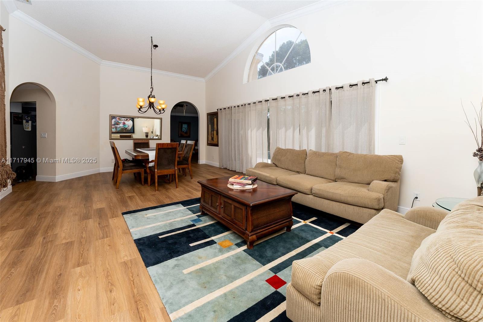 13080 NW 8th Ct, Sunrise, Florida image 10