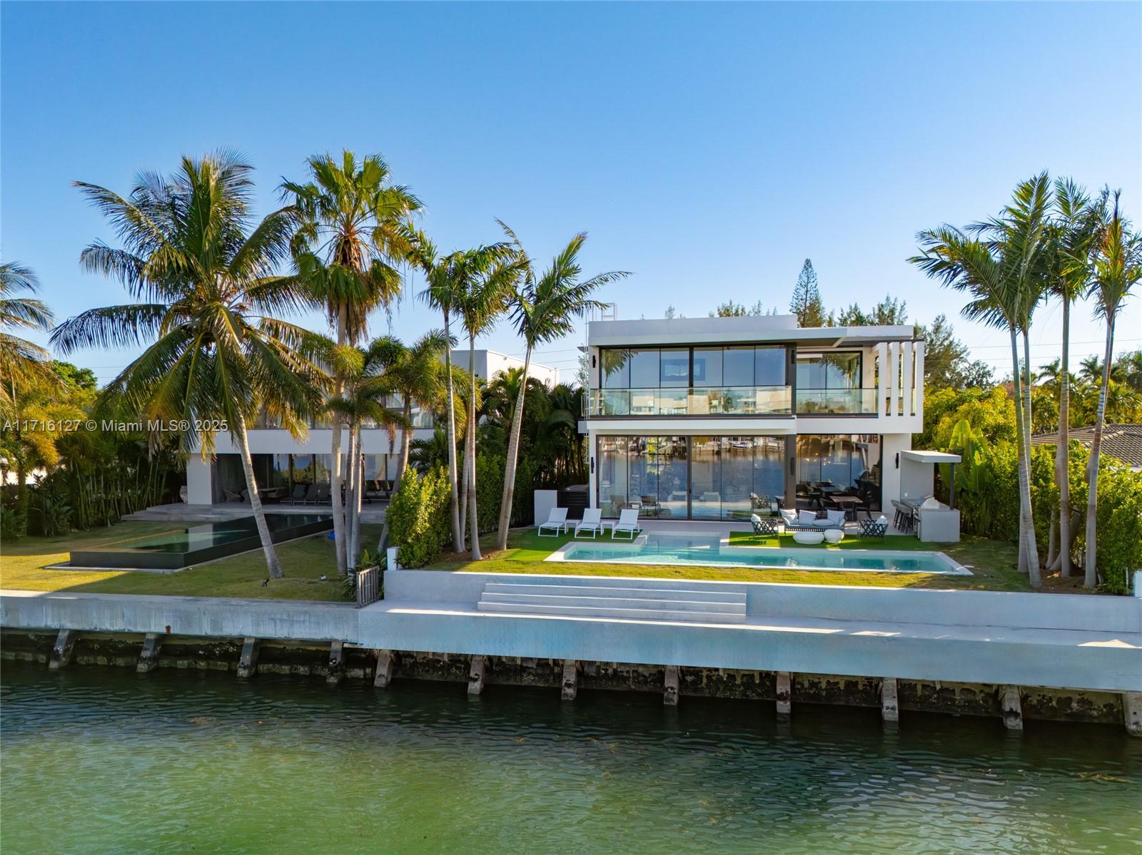 315 N Shore Dr, Miami Beach, Florida image 4