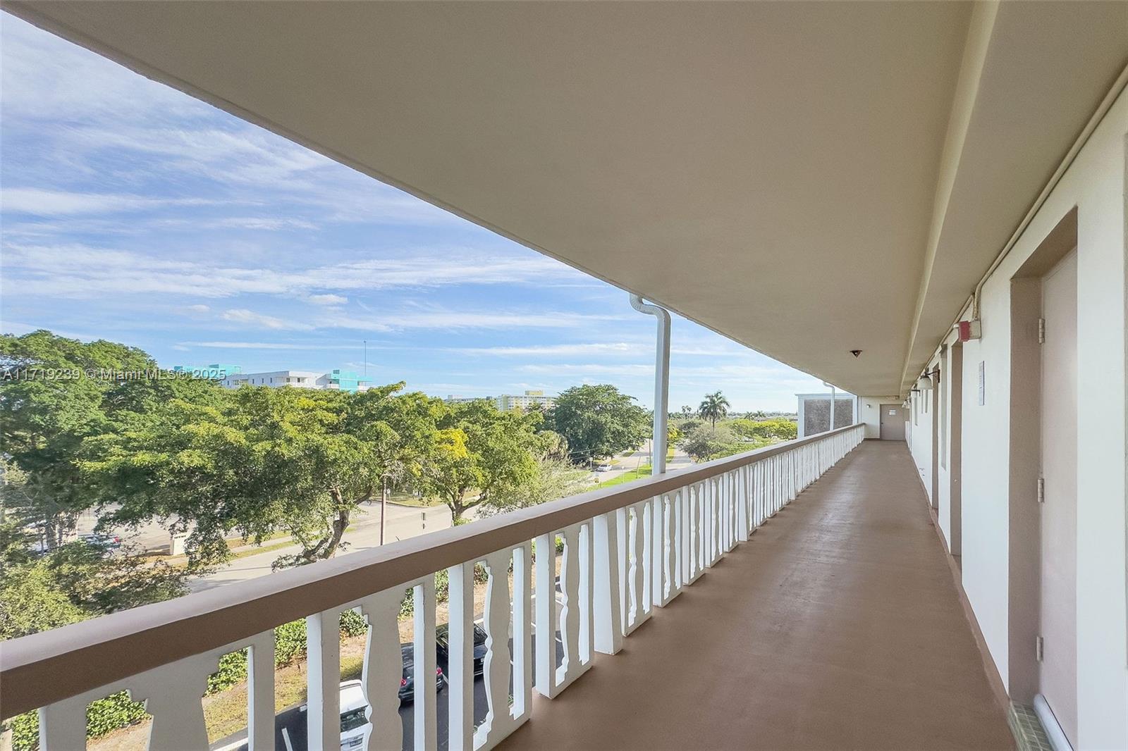 4650 Washington St #504, Hollywood, Florida image 34