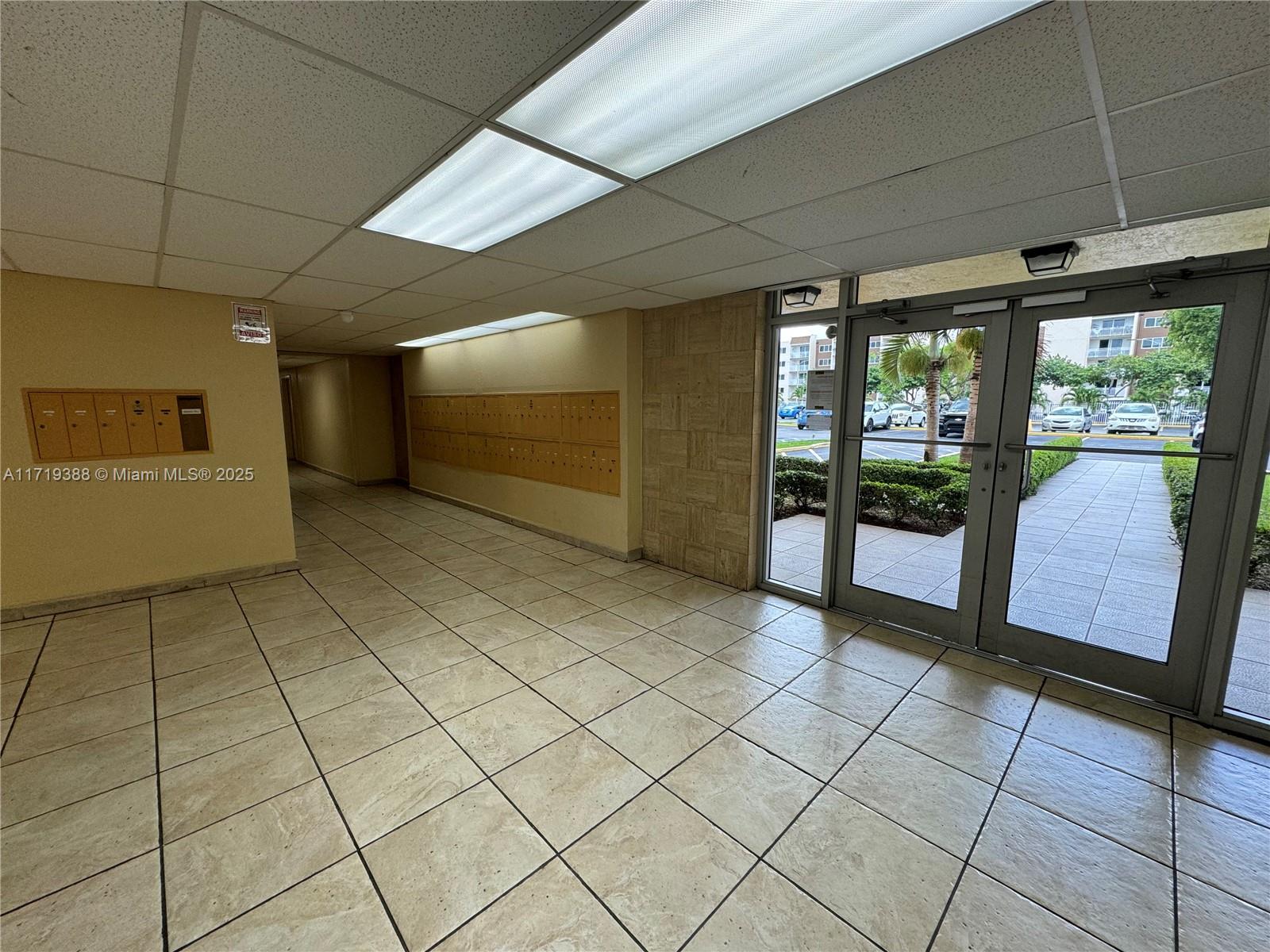 6970 NW 186th St #3-406, Hialeah, Florida image 3