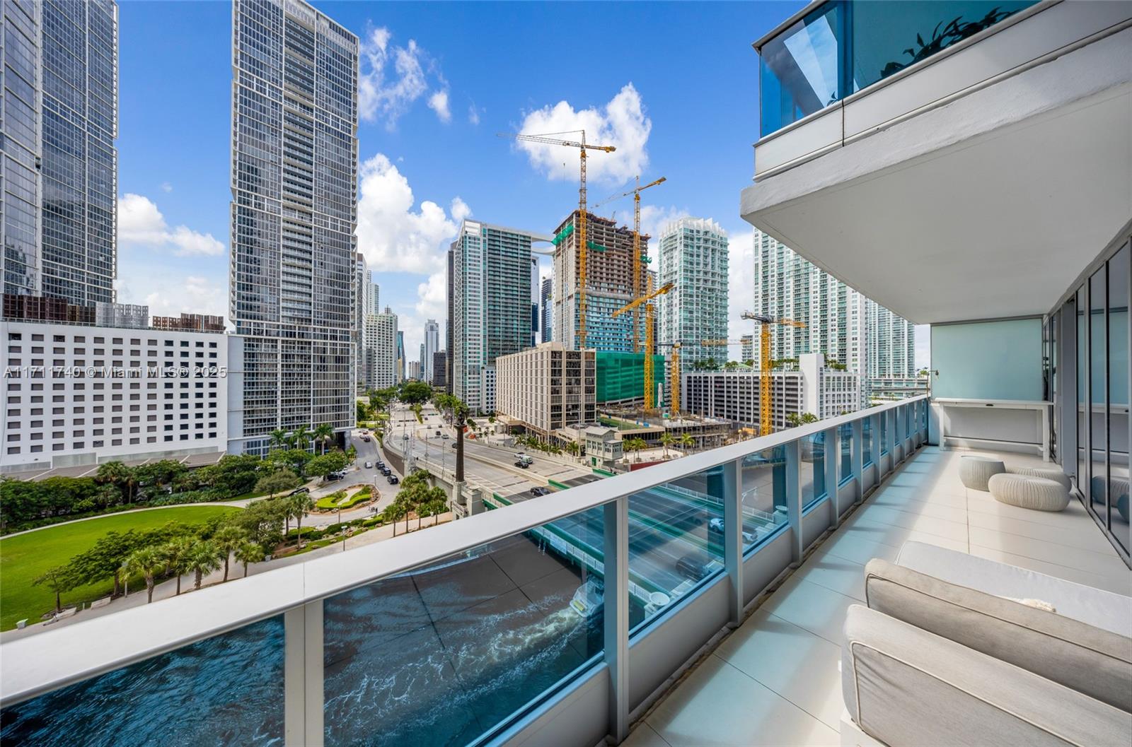 200 Biscayne Boulevard Way #904, Miami, Florida image 32