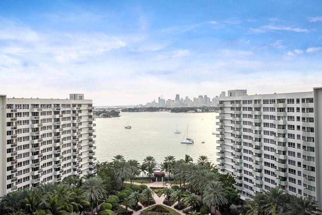 AVAILABLE 02/04 (UNIT CAN'T BE SHOWN TILL AVAILABLE DATE). Photos may be from another floor, but are the same line. Welcome to Flamingo Point. This spacious 1/1 bed unit has beautiful SoBe views. Features wood floors throughout, modern kitchen & baths w/SS appliances & granite counter tops. Amenities include a fitness center, resort style bay front pools surrounded by cabanas, l lounge chairs, a BBQ area. Move-in 1month + $1500 deposit. Parking $187/month. Pet Fee: $500+$50/month. *FAST APPROVAL! (NOTE: Rental rates are subject to change depending on move-in date and lease term. Advertised rate is best rate and maybe on leases longer than 12 months. Proof of income greater than 3x 1 month's rent is required and minimum credit score of 620 or higher in order to be approved).