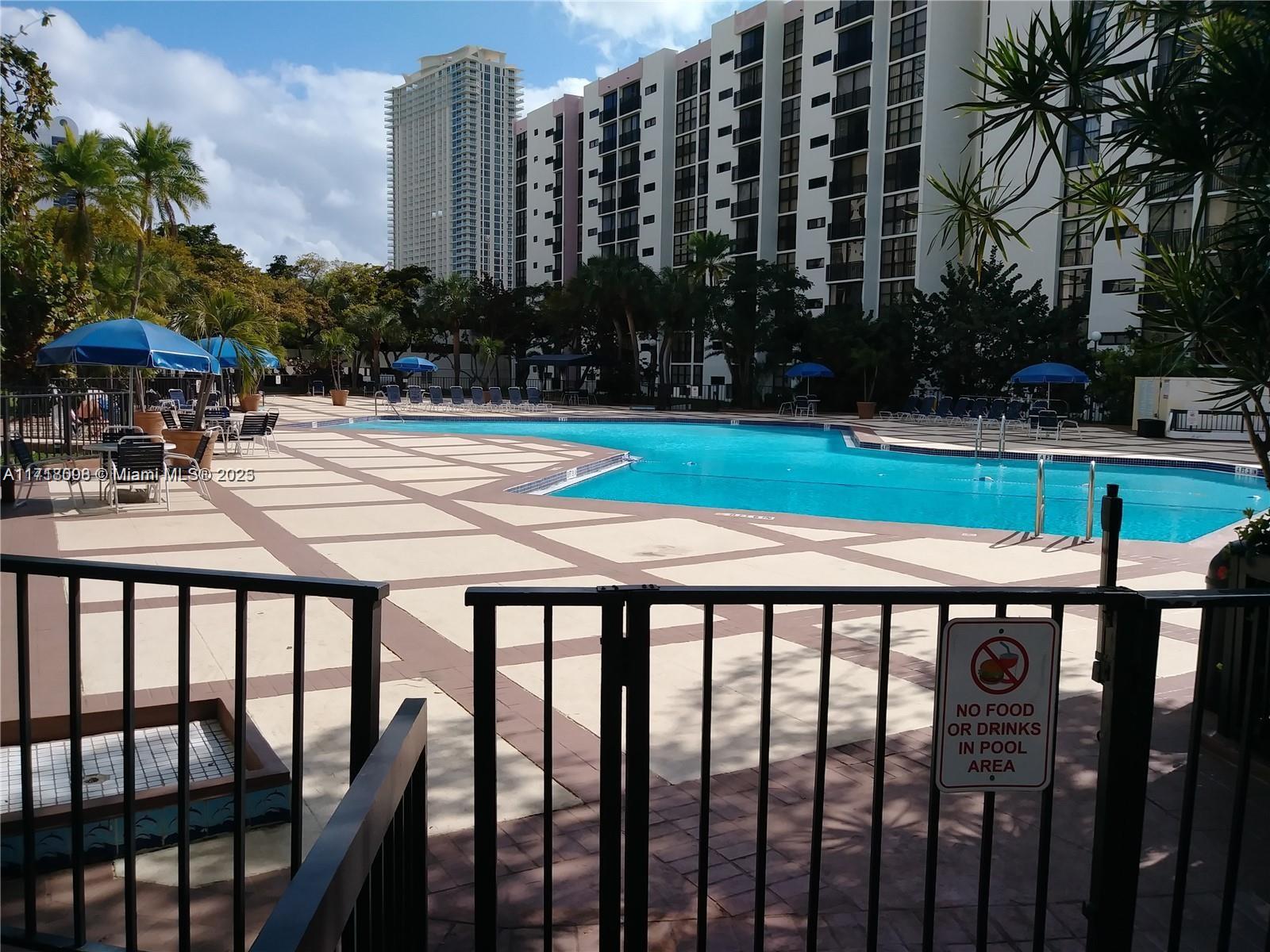 17021 N Bay Rd #219, Sunny Isles Beach, Florida image 32