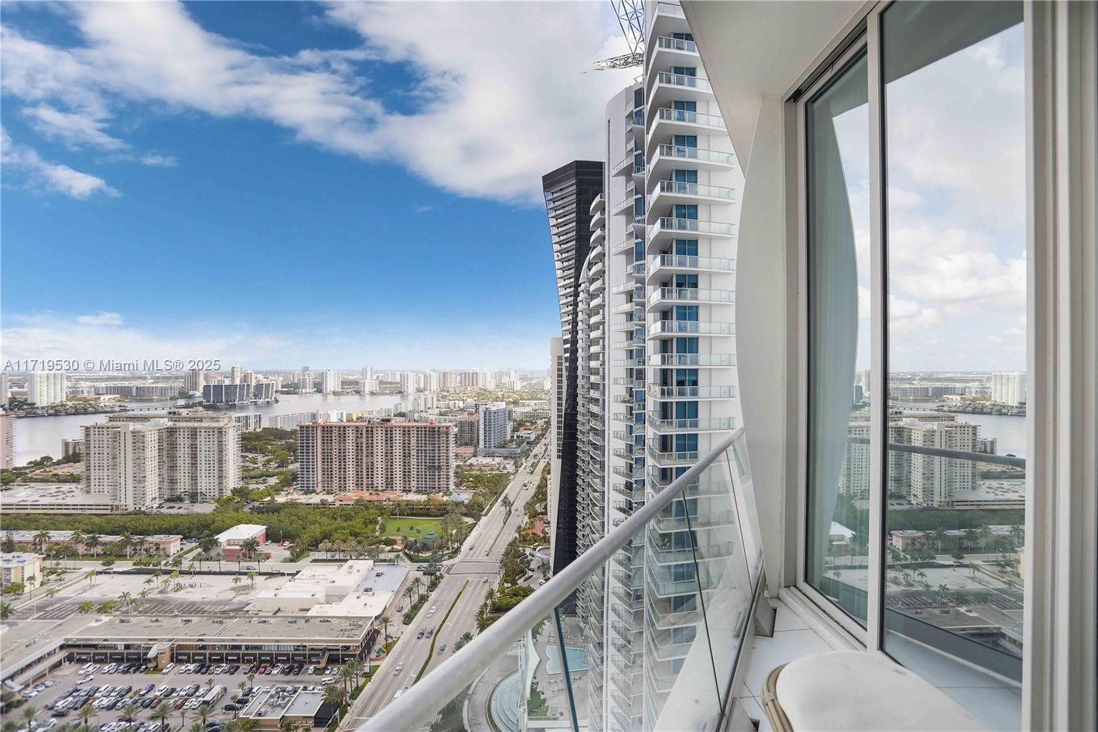 16901 Collins Ave #3403, Sunny Isles Beach, Florida image 10