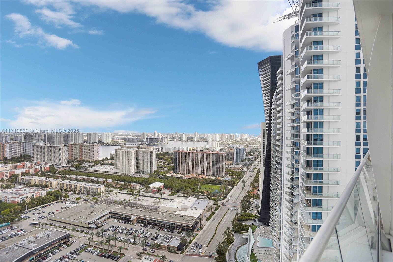 16901 Collins Ave #3403, Sunny Isles Beach, Florida image 11