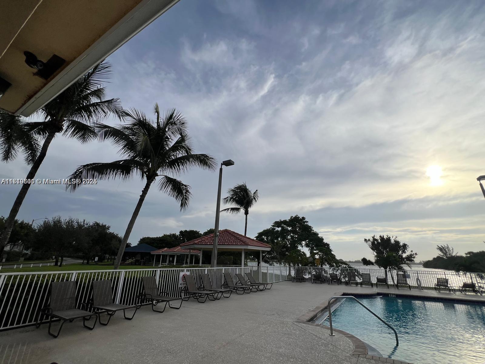 1229 SW 48th Terrace #1229, Deerfield Beach, Florida image 27