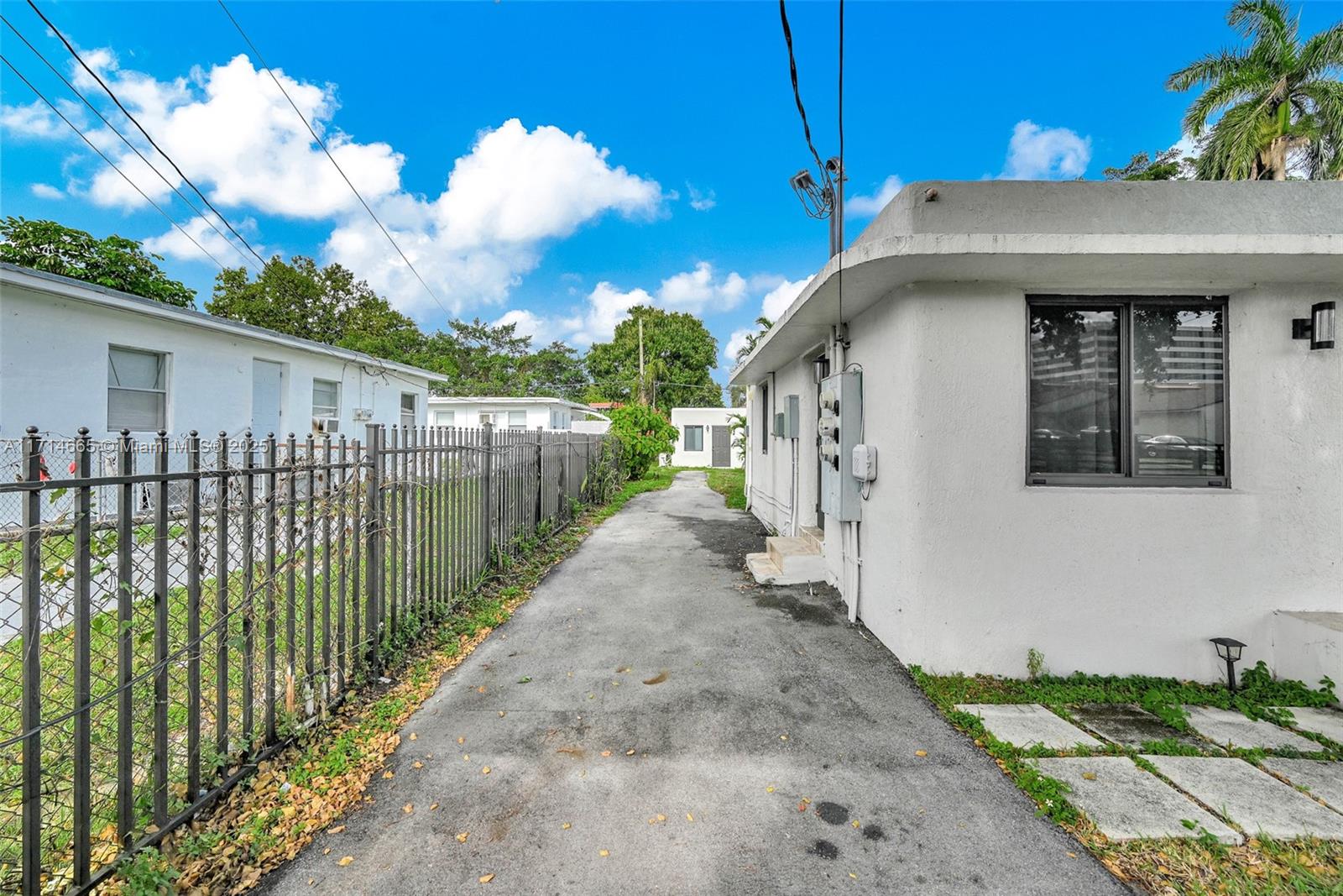 1281 NE 110th St, Miami, Florida image 39