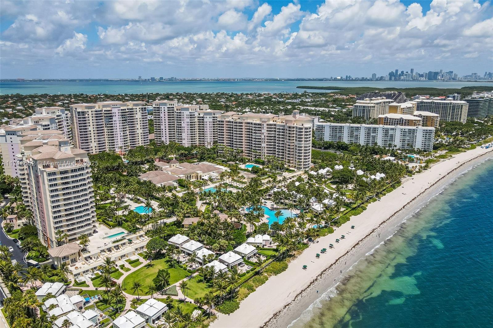 781 Crandon Blvd #106, Key Biscayne, Florida image 12