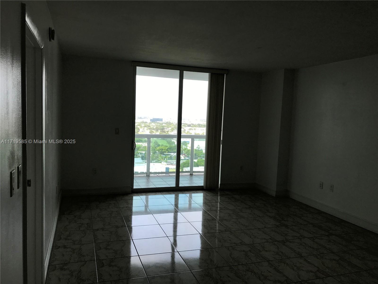 1800 N Bayshore Dr #2204, Miami FL 33132