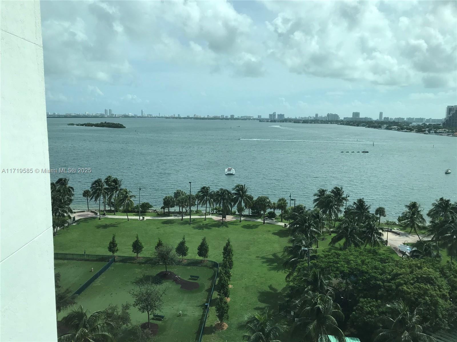 1800 N Bayshore Dr #2204, Miami FL 33132