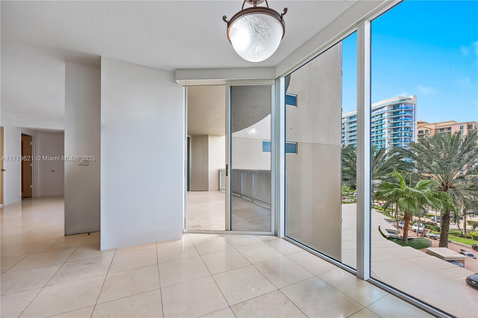 17555 Collins Ave #607, Sunny Isles Beach, Florida image 13