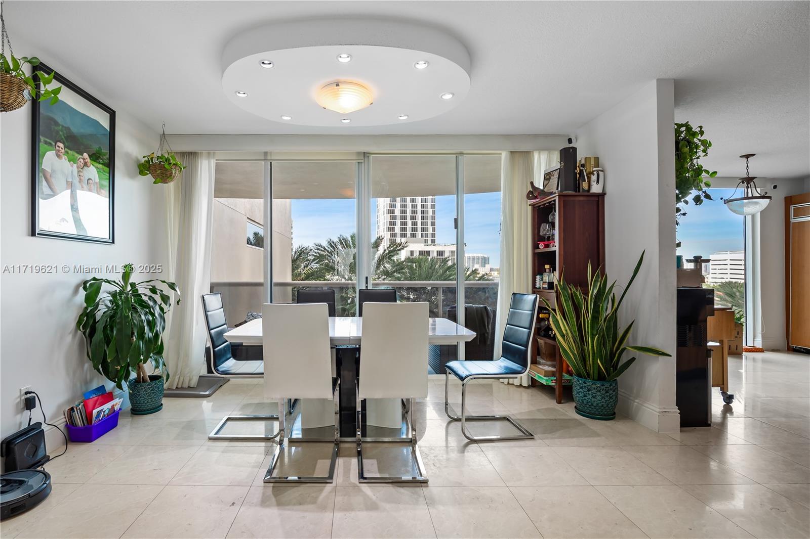 17555 Collins Ave #607, Sunny Isles Beach, Florida image 16