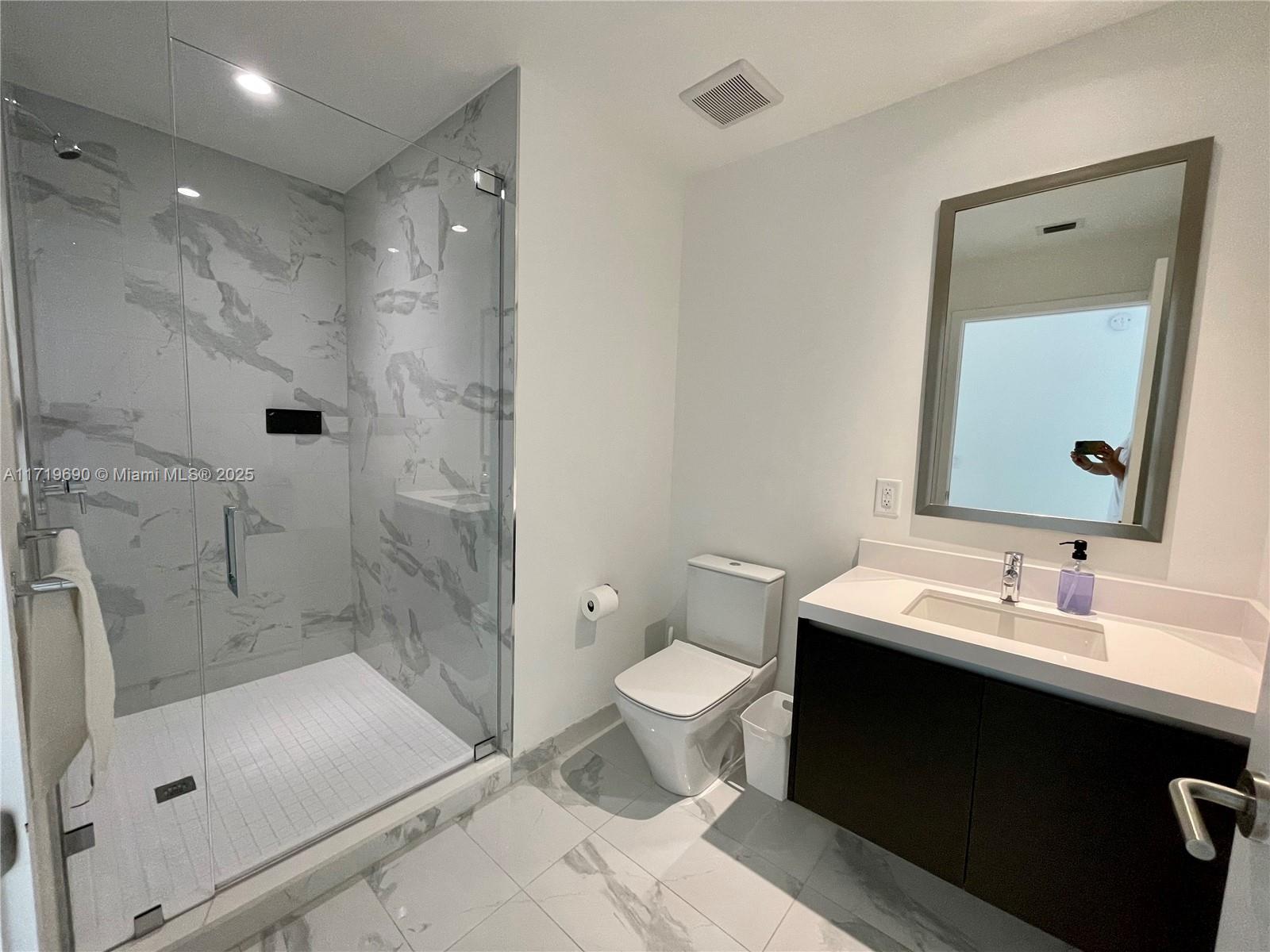 851 NE 1st Ave #2611, Miami FL 33132