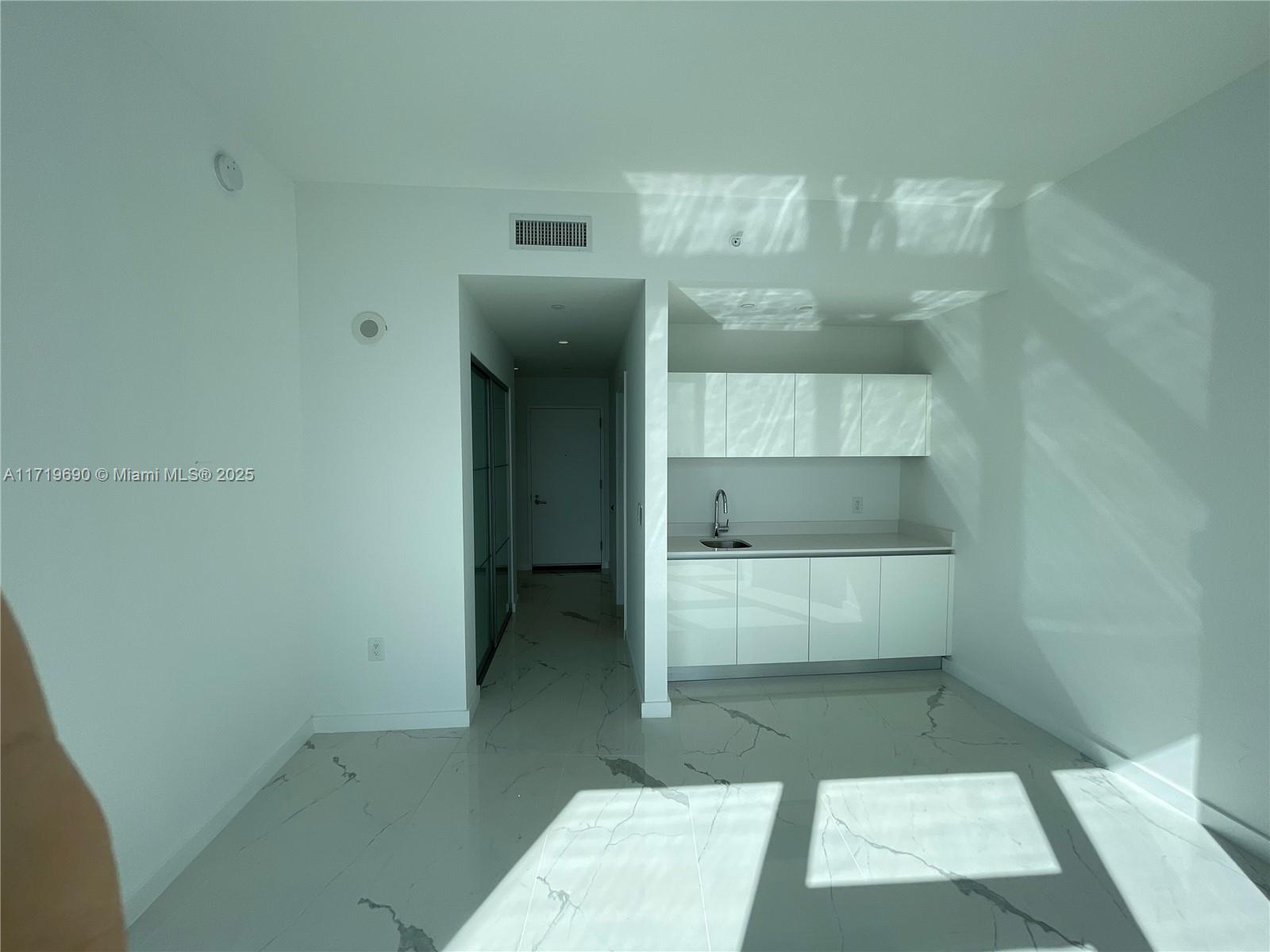 851 NE 1st Ave #2611, Miami FL 33132