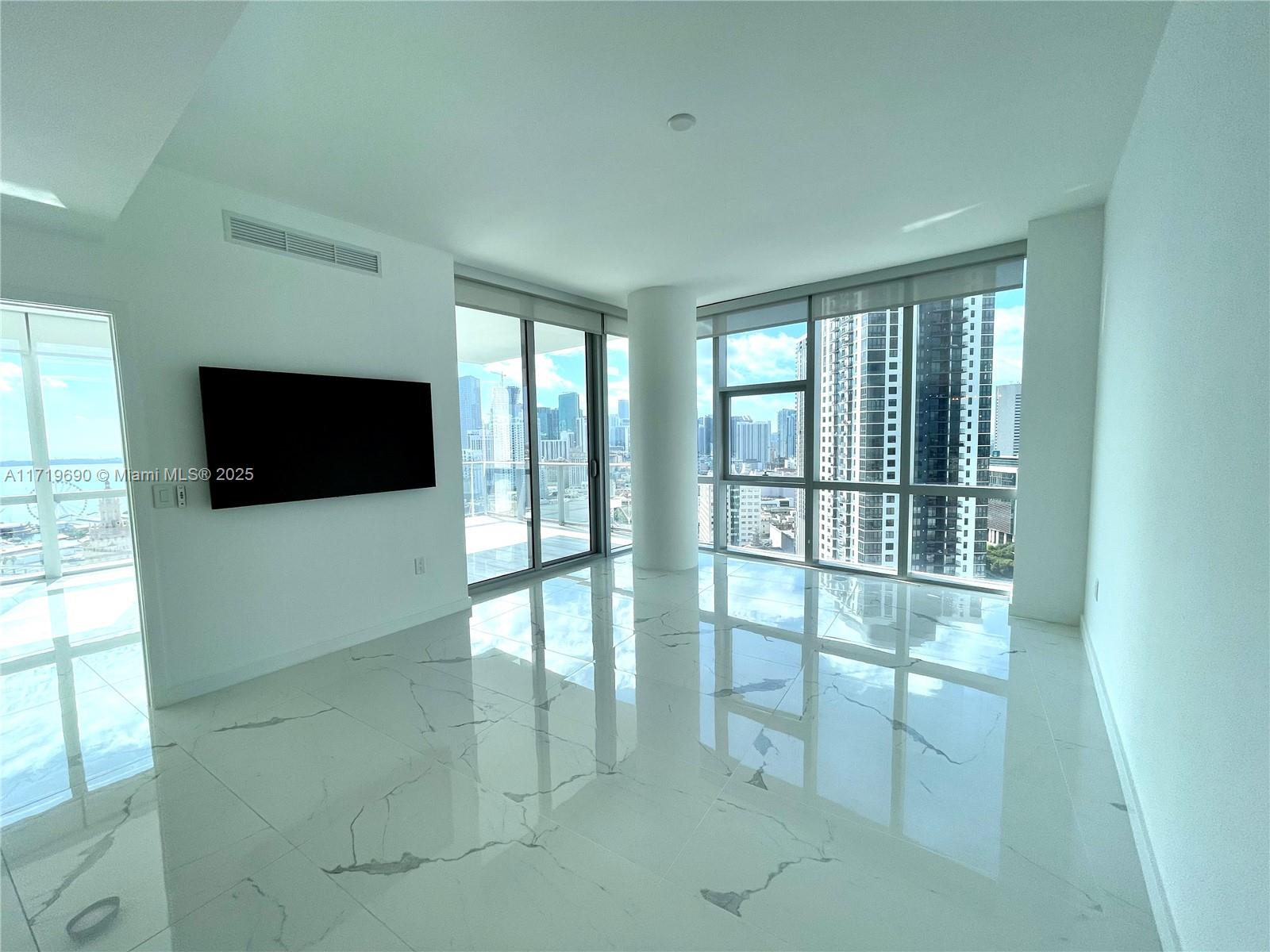 851 NE 1st Ave #2611, Miami FL 33132