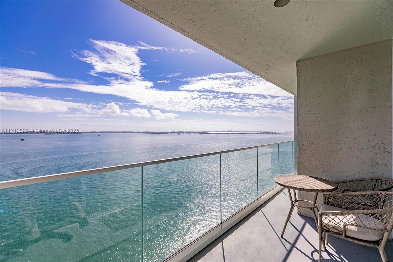 800 Claughton Island Dr #1203, Miami FL 33131