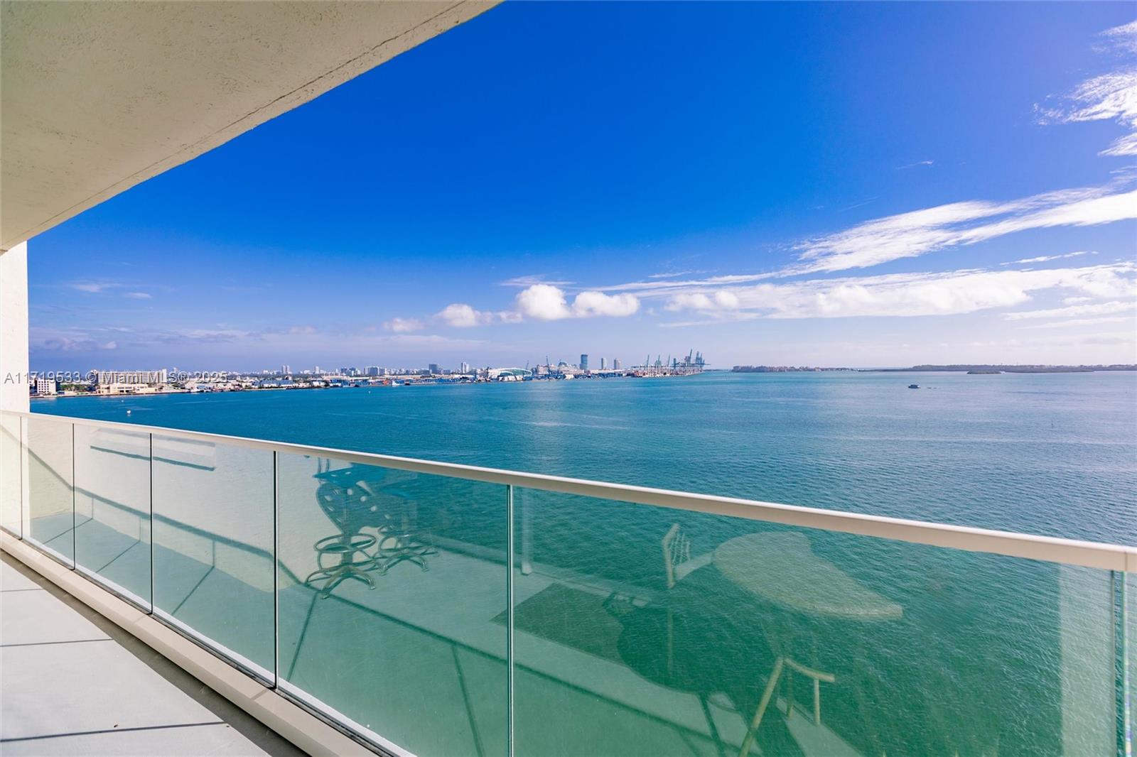 800 Claughton Island Dr #1203, Miami FL 33131