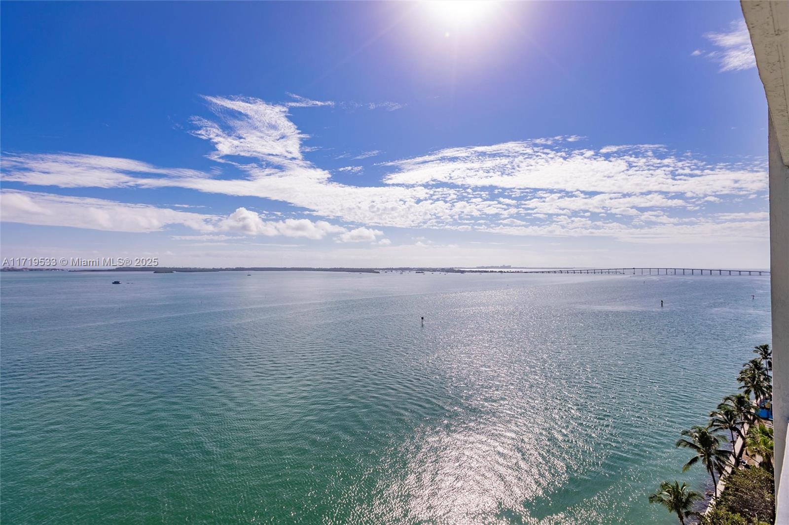 800 Claughton Island Dr #1203, Miami FL 33131