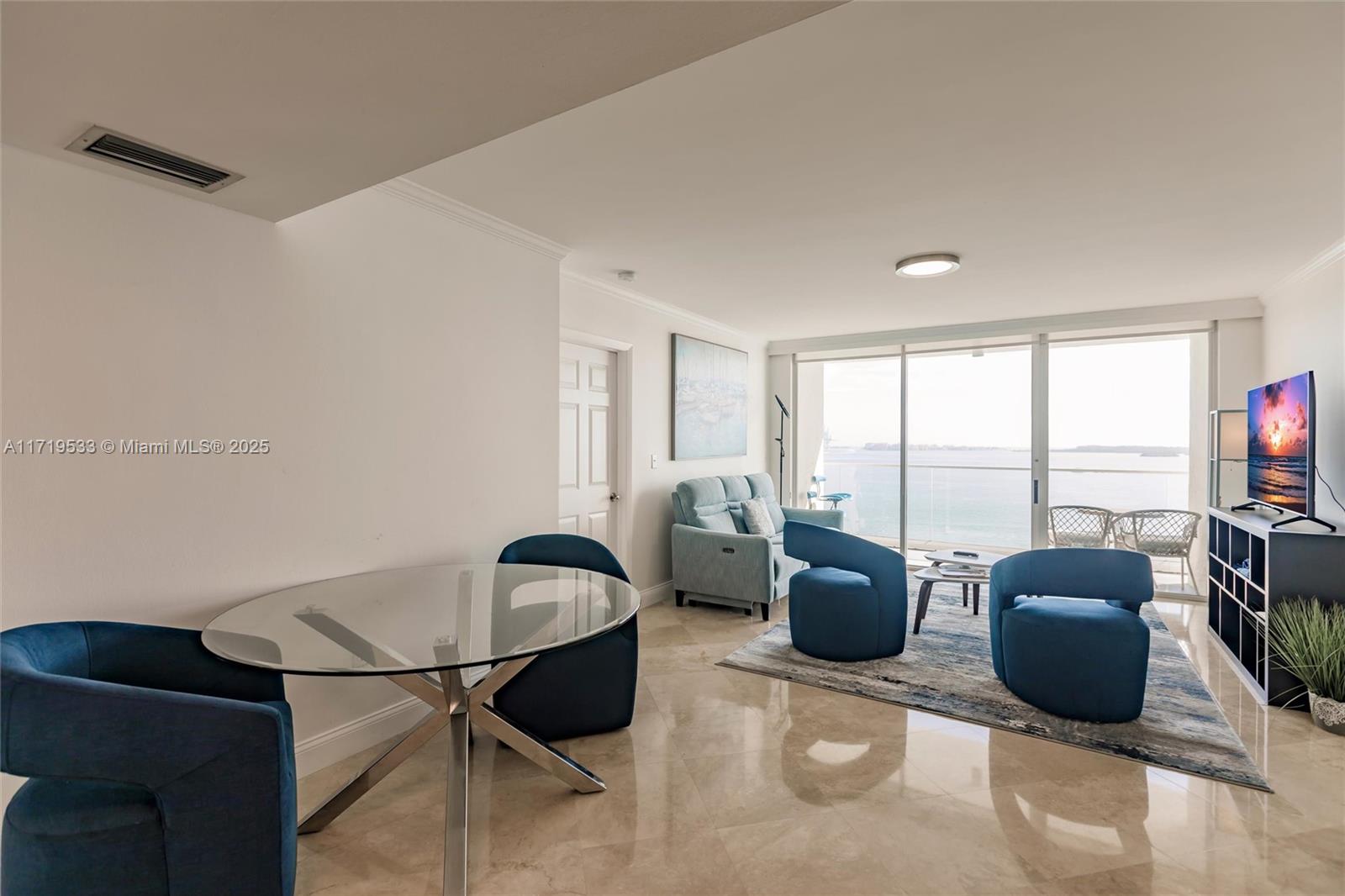 800 Claughton Island Dr #1203, Miami FL 33131