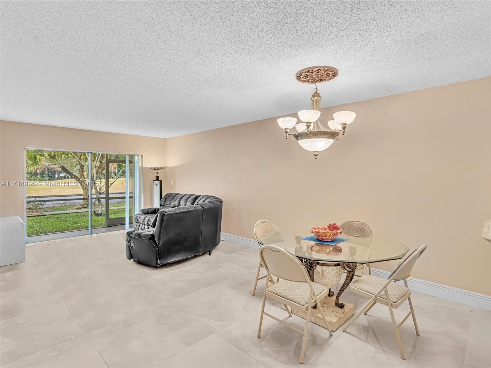 8400 Lagos De Campo Blvd #103, Tamarac, Florida image 12