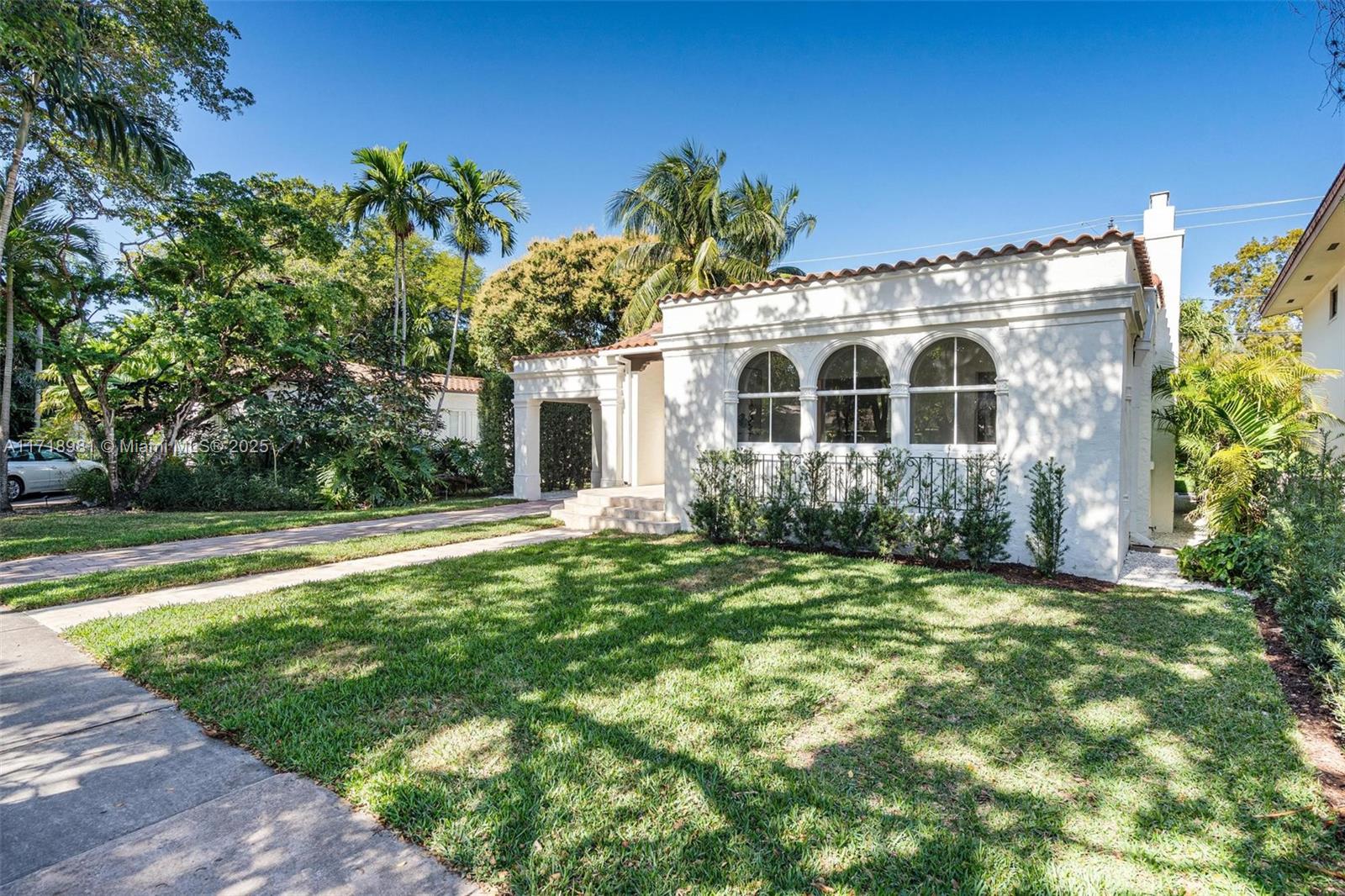 1023 Venetia Ave, Coral Gables, Florida image 30