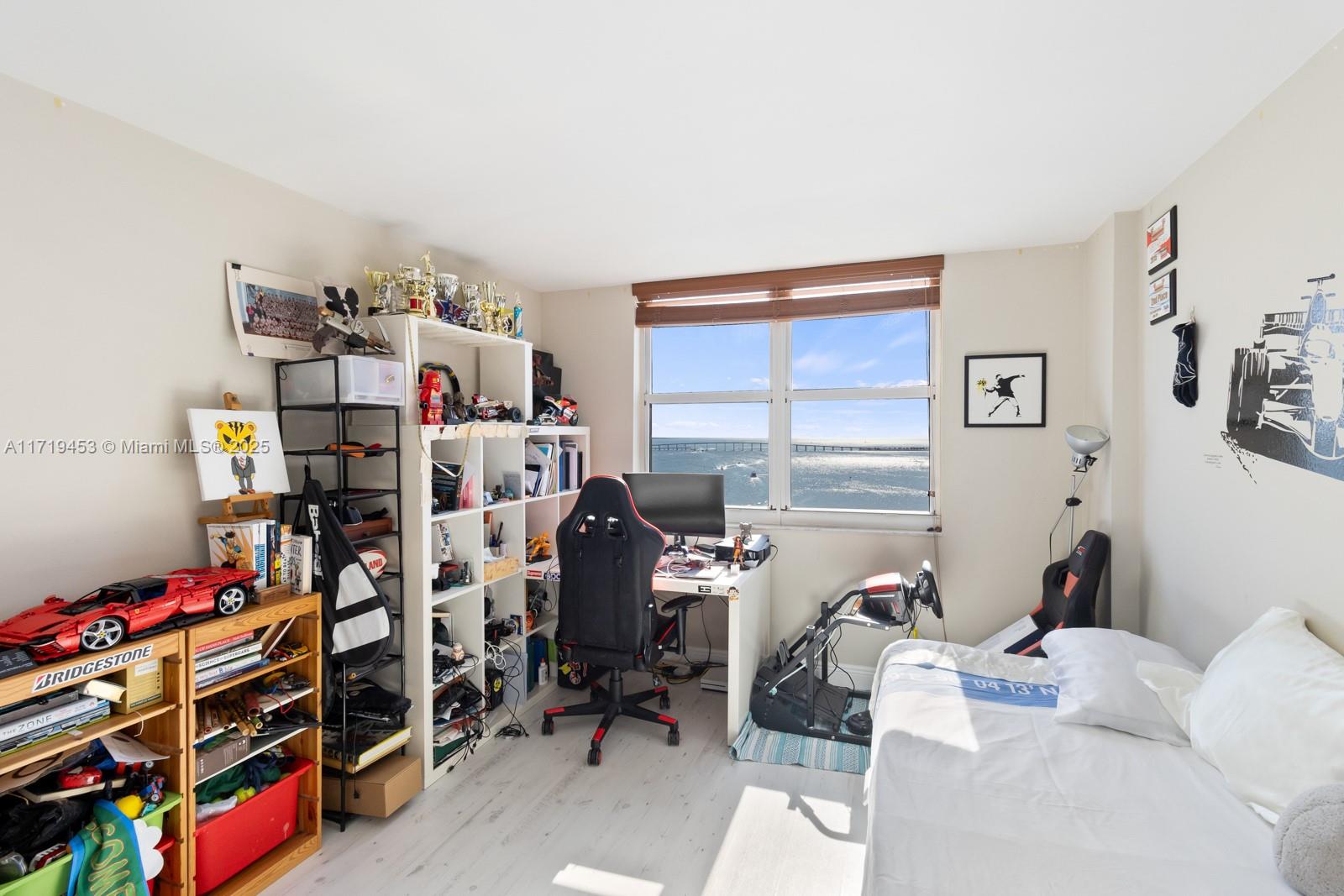 Listing Photo 15