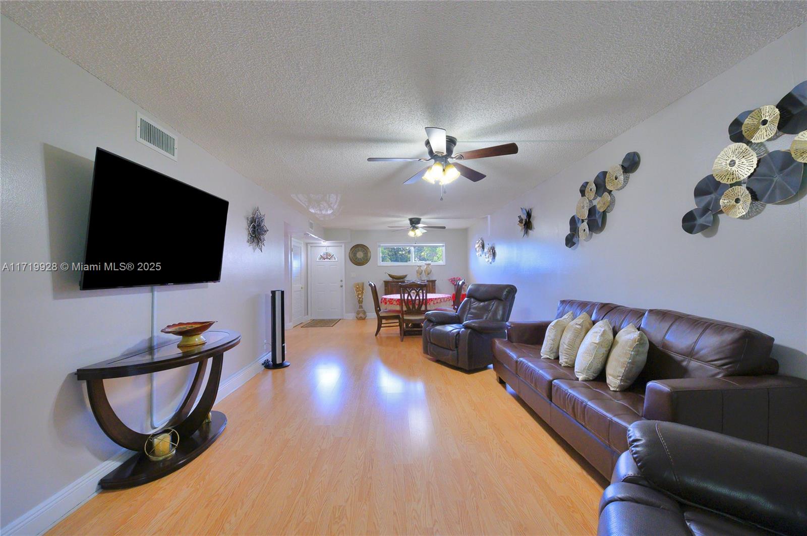 300 S Hollybrook Dr #105, Pembroke Pines, Florida image 10