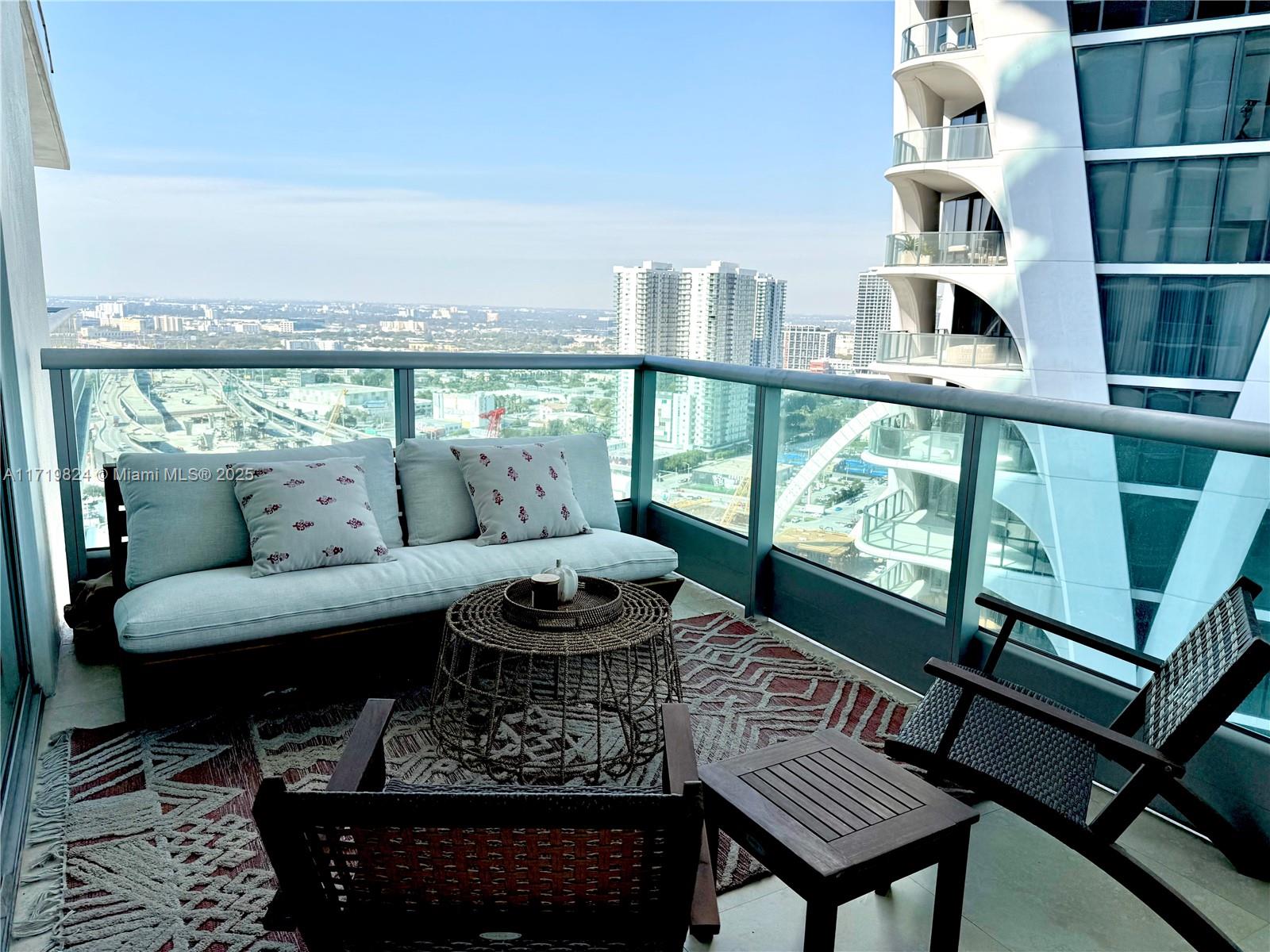 900 Biscayne Blvd #3110, Miami FL 33132