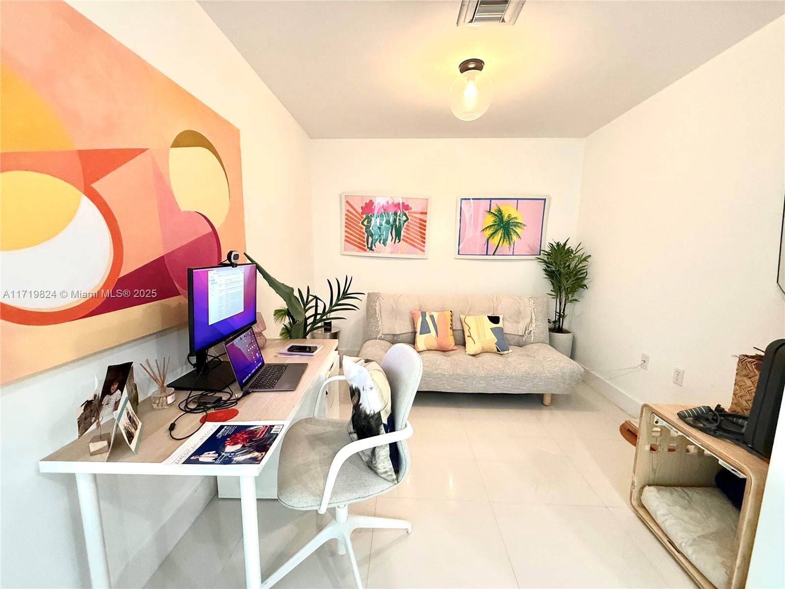 900 Biscayne Blvd #3110, Miami FL 33132