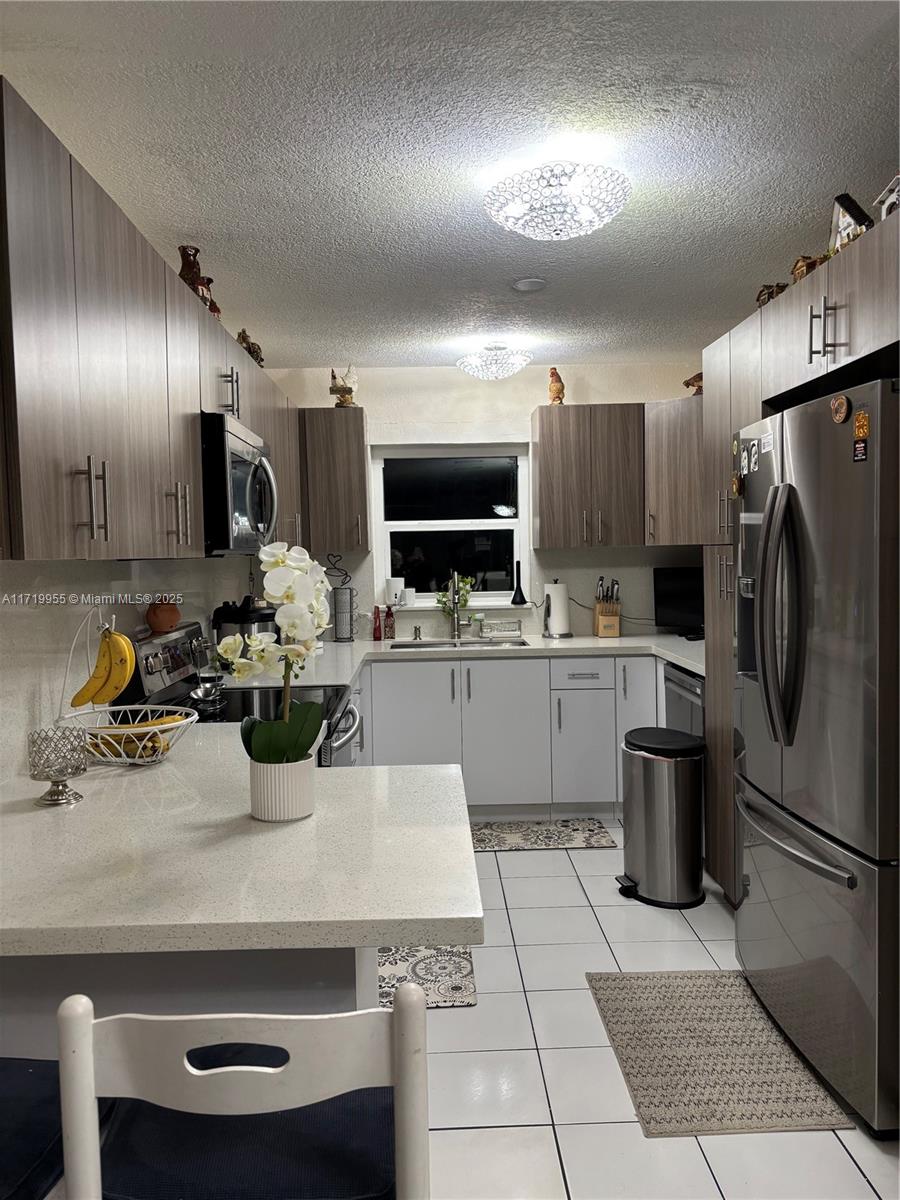 9063 NW 35 Place, Sunrise, Florida image 2