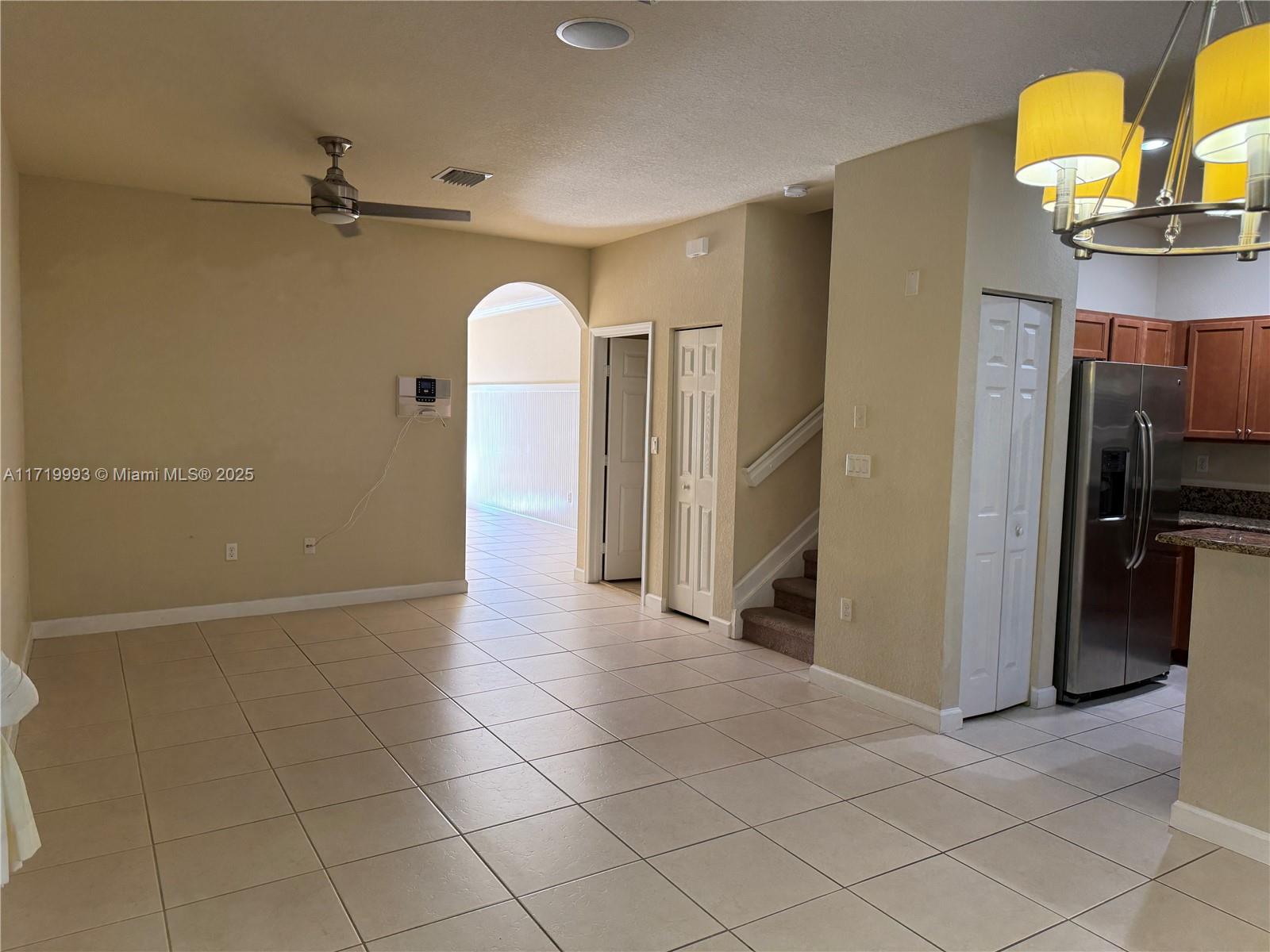 8885 SW 227th Ter, Cutler Bay, Florida image 10