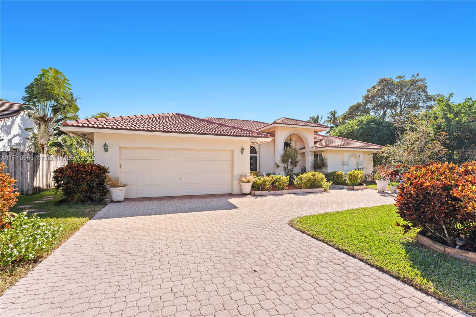 10224 SW 12th St, Pembroke Pines, Florida image 1