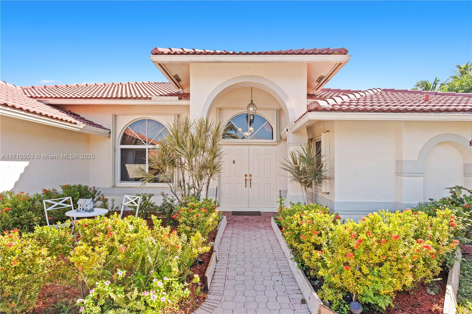 10224 SW 12th St, Pembroke Pines, Florida image 4