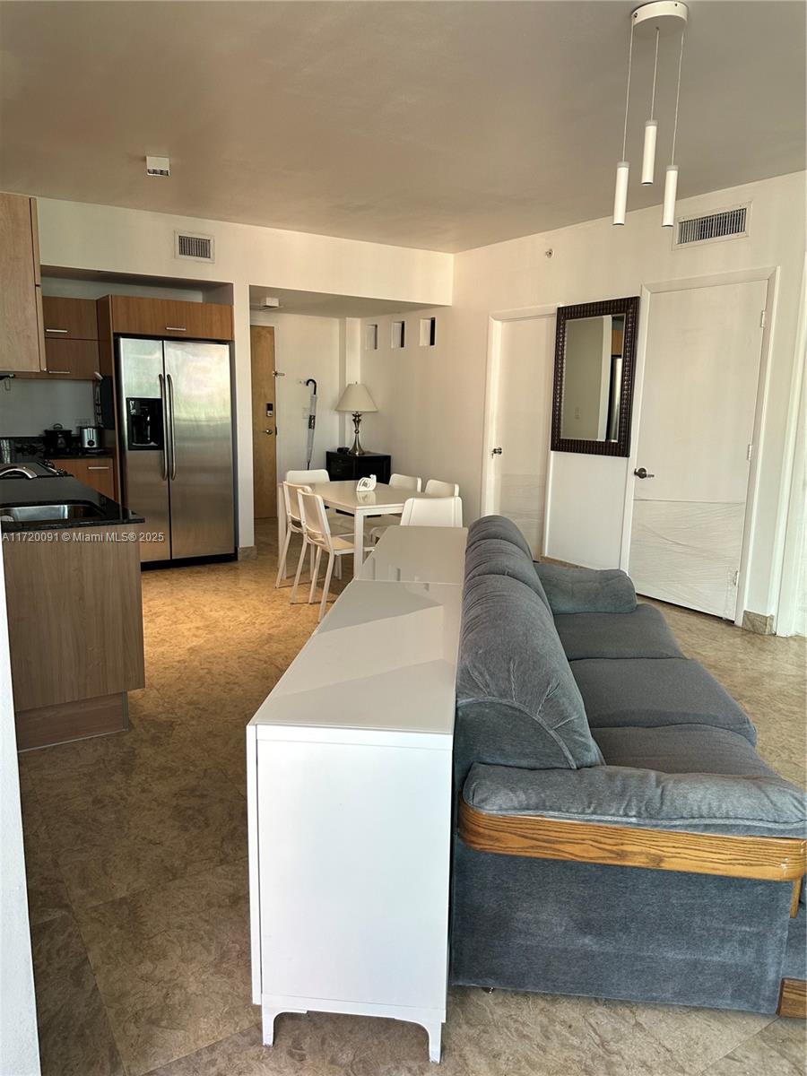 350 S Miami Ave #1807, Miami FL 33130