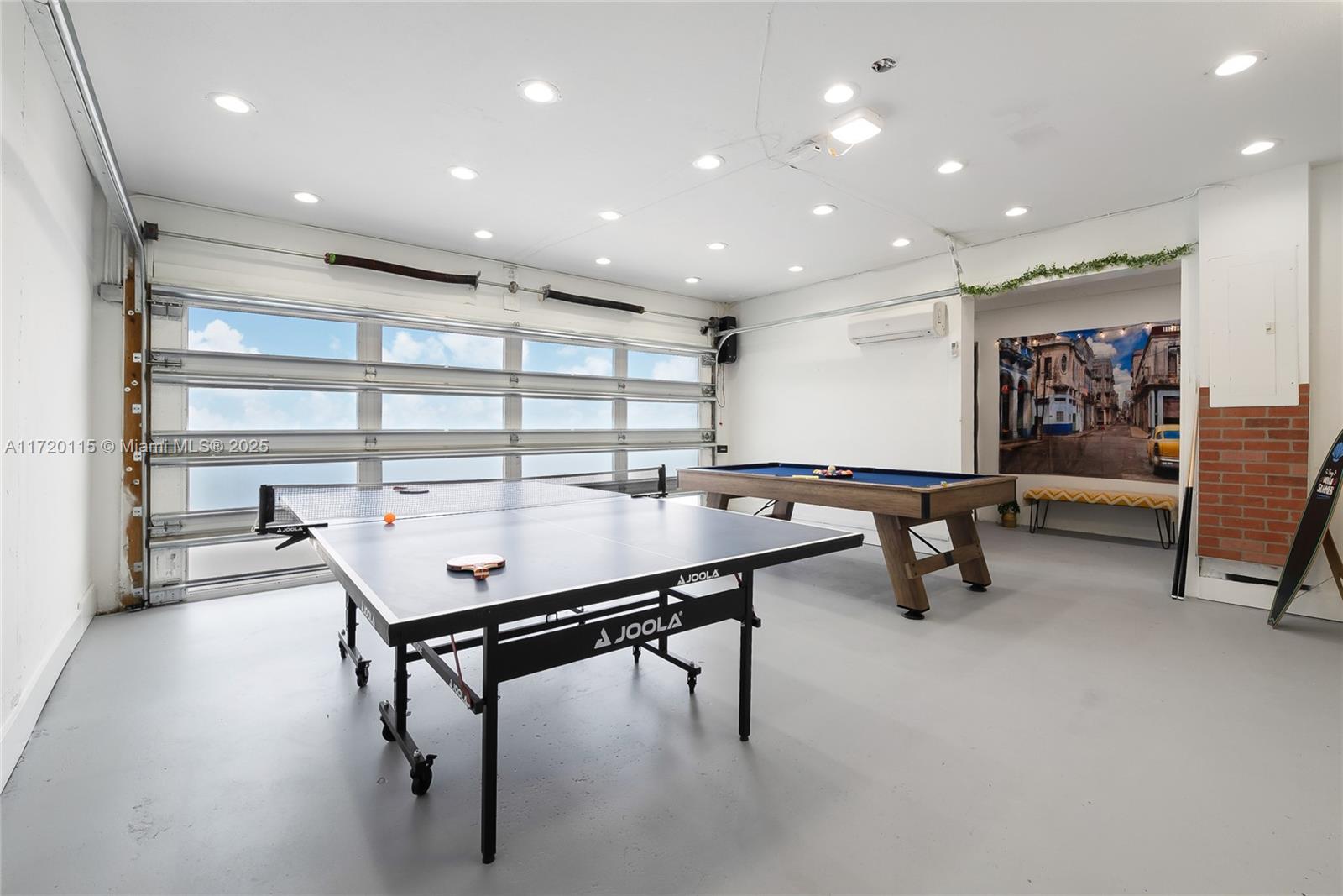 Listing Photo 11
