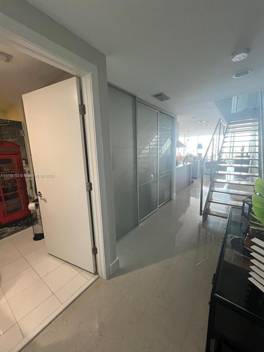 2950 NE 188th St #406, Aventura, Florida image 12