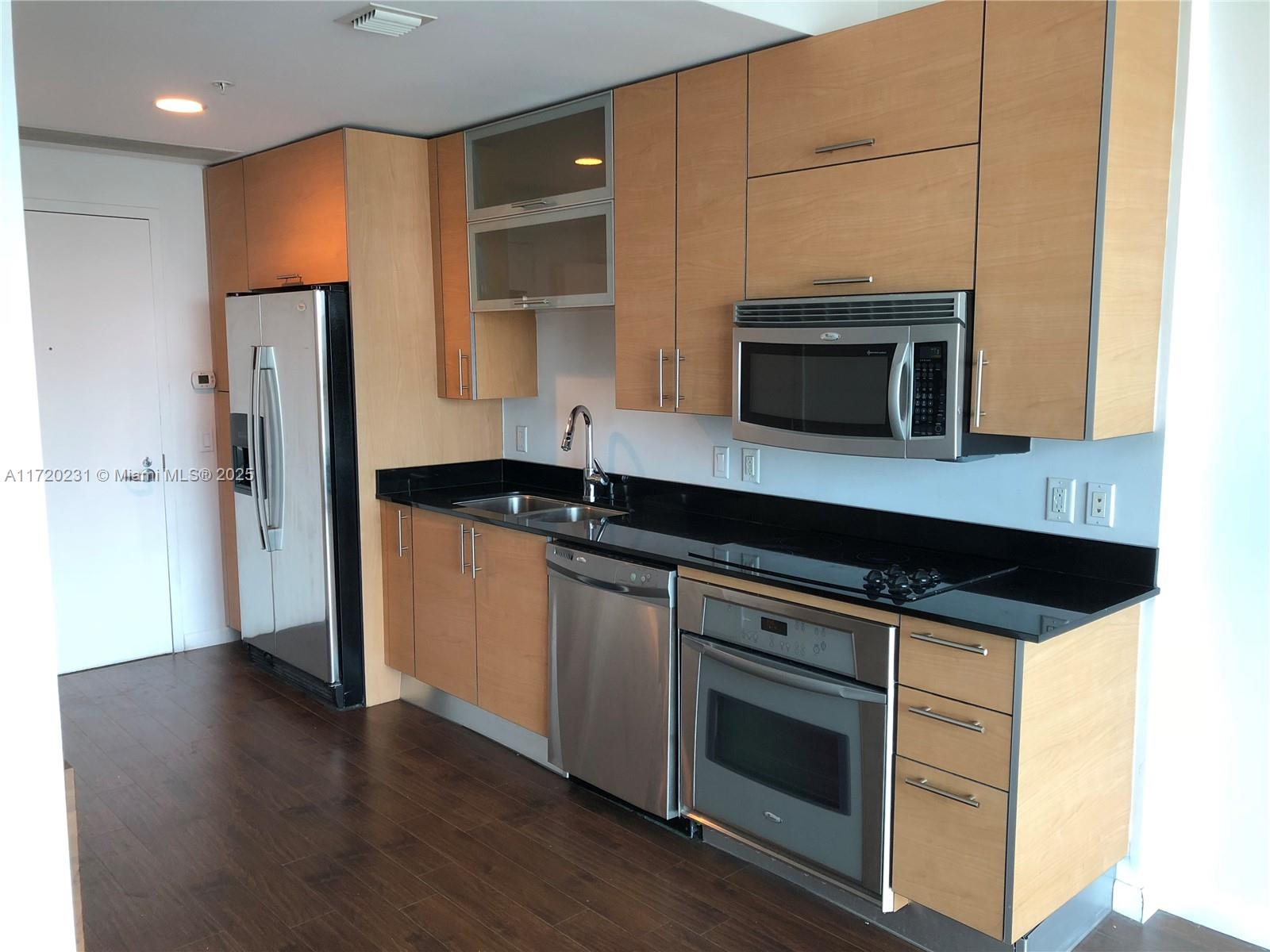 60 SW 13th St #2519, Miami FL 33130