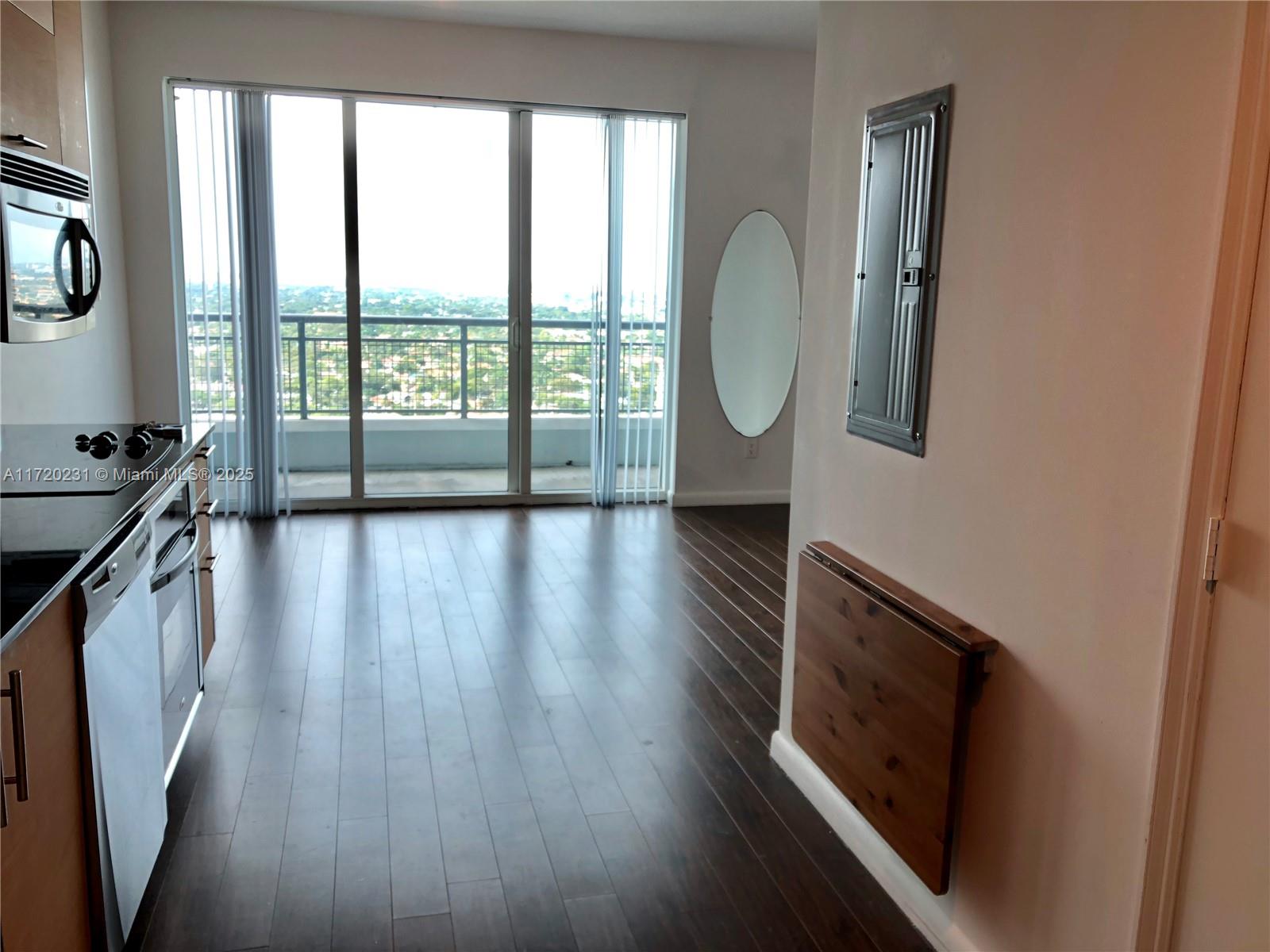 60 SW 13th St #2519, Miami FL 33130