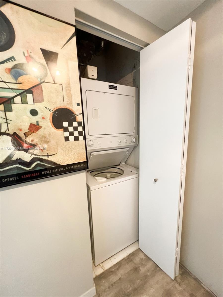690 SW 1st Ct #1511, Miami FL 33130