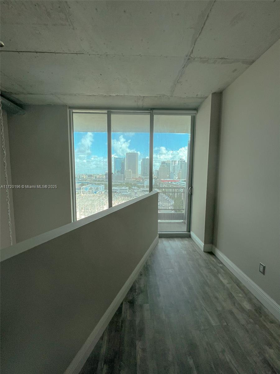690 SW 1st Ct #1511, Miami FL 33130