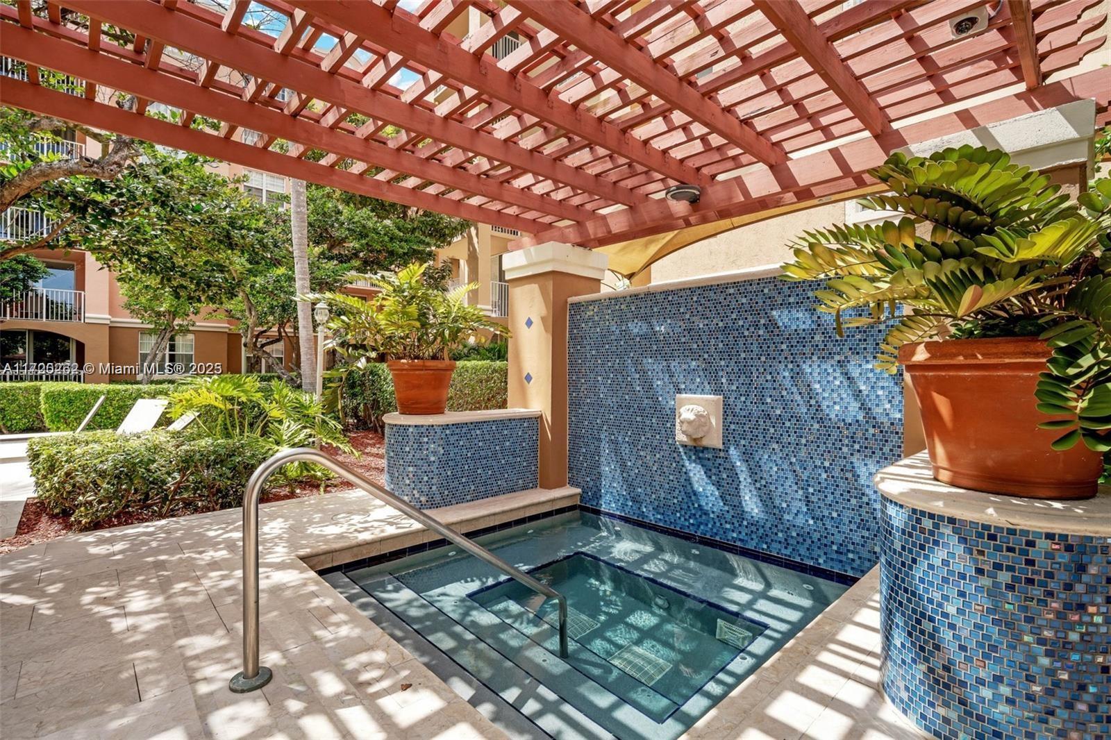 19877 E Country Club Dr #3-107, Aventura FL 33180