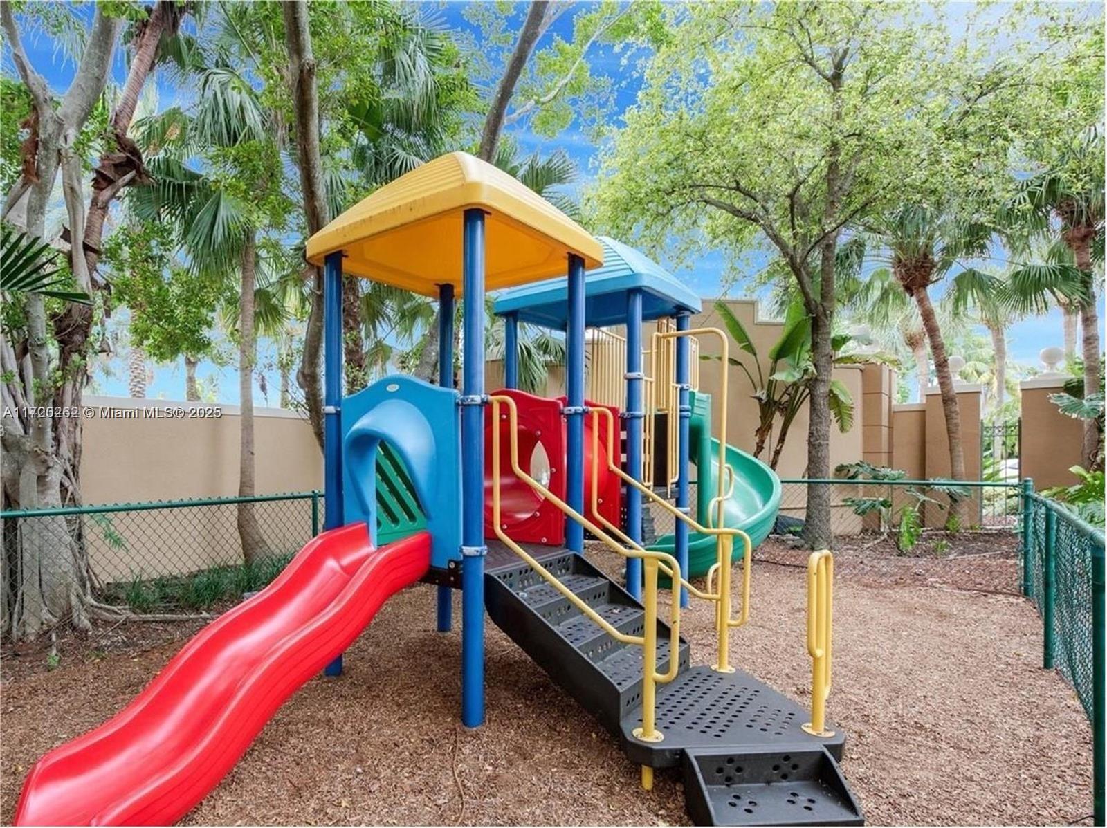 19877 E Country Club Dr #3-107, Aventura, Florida image 21