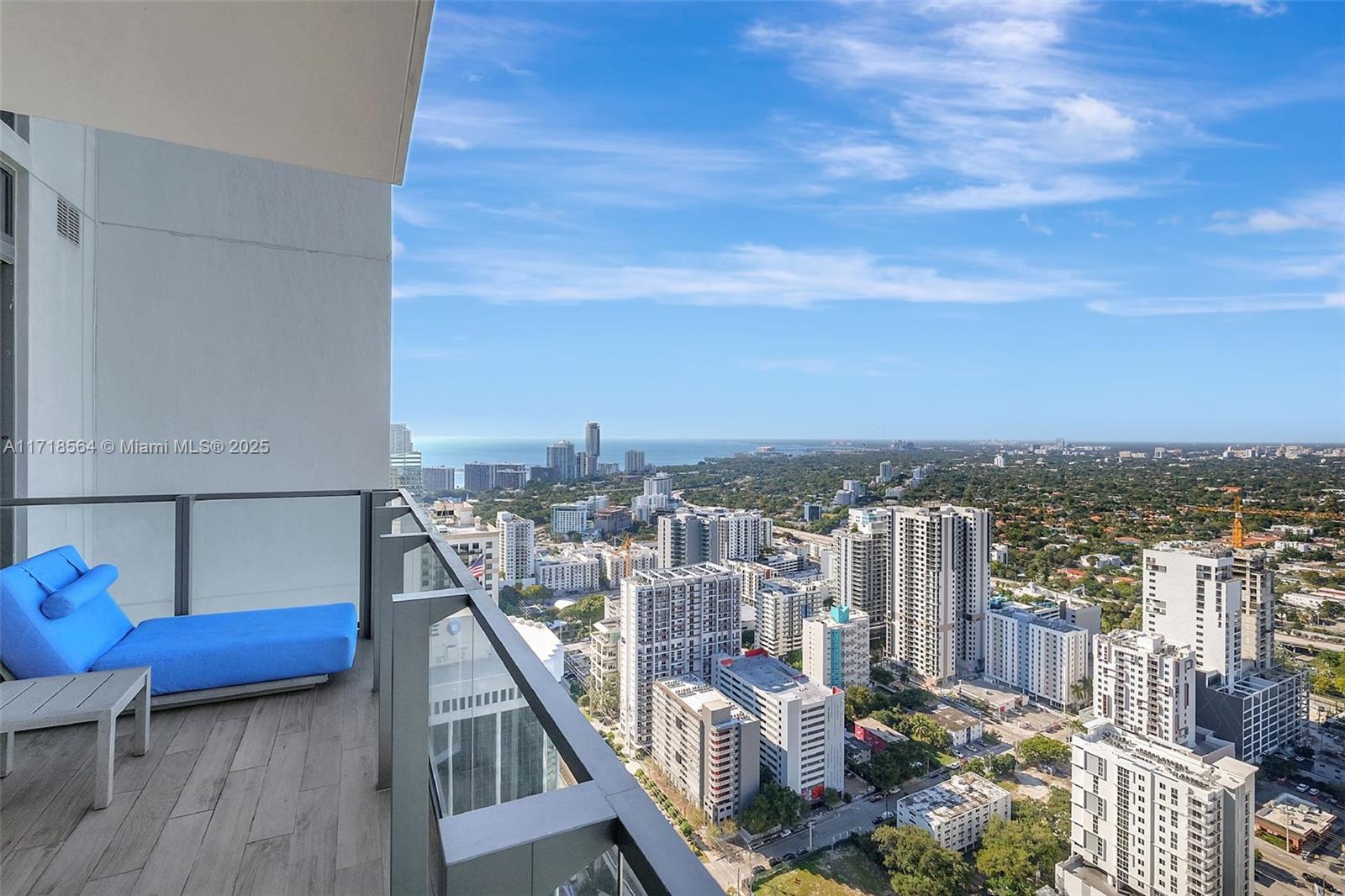 88 SW 7th St #4006, Miami, Florida image 8