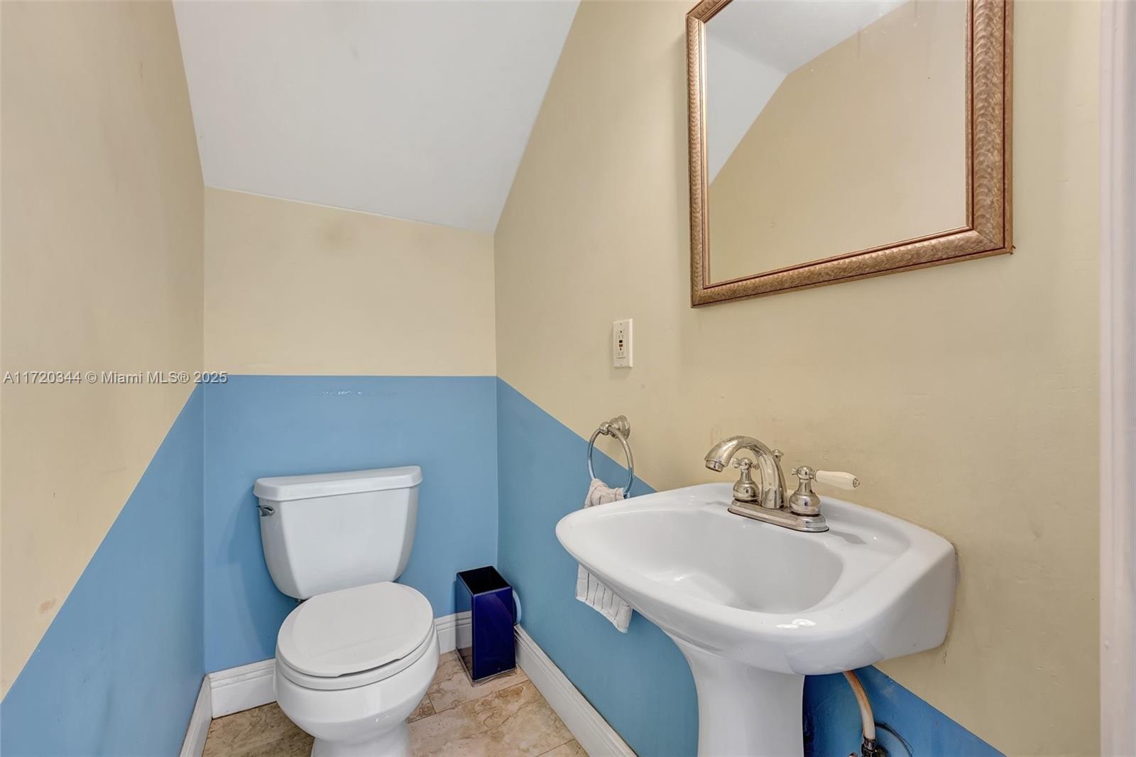 232 SE 10th Ave #232, Pompano Beach, Florida image 32