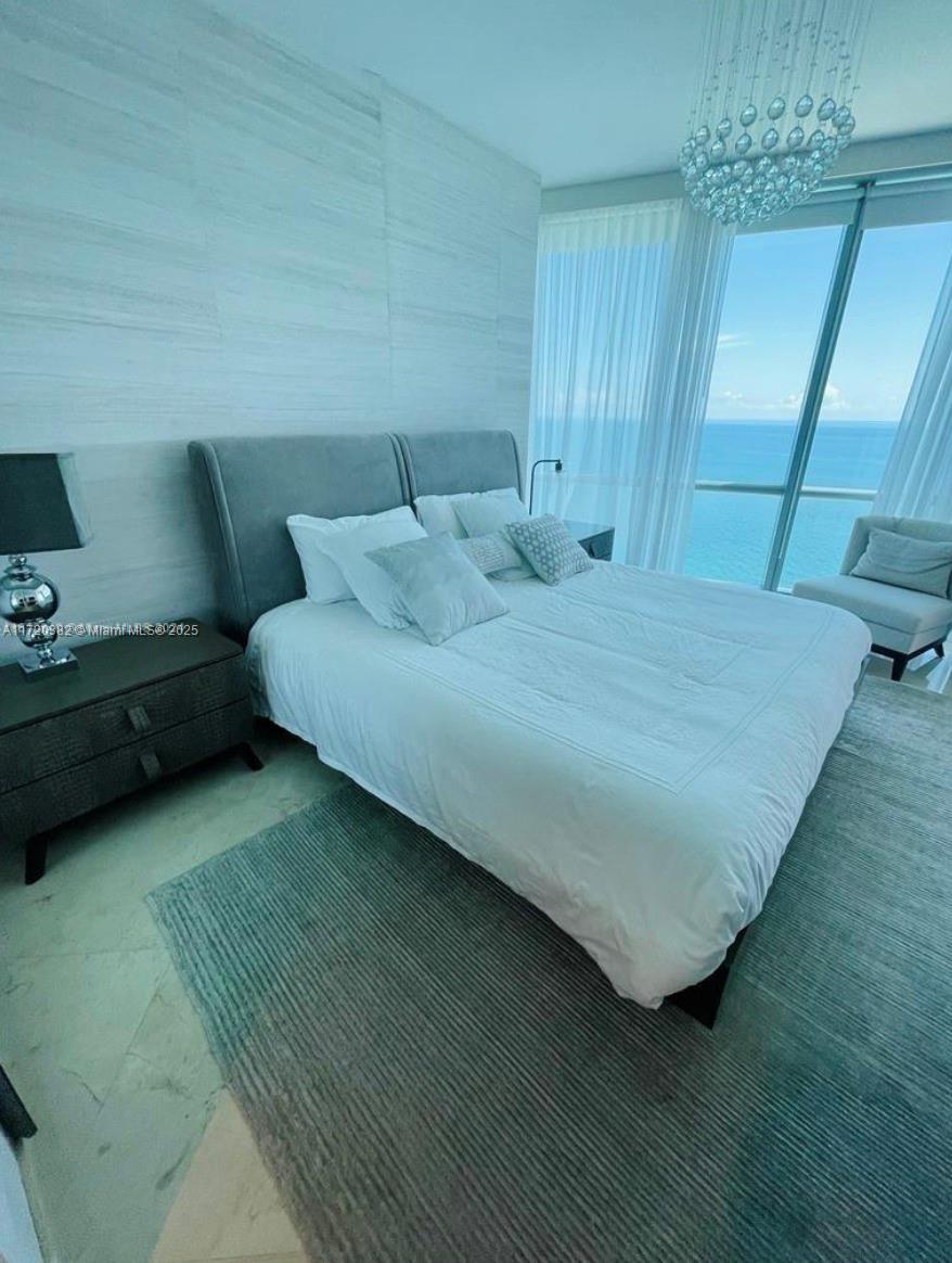 Apartamento para Alugar em Sunny Isles Beach, FL